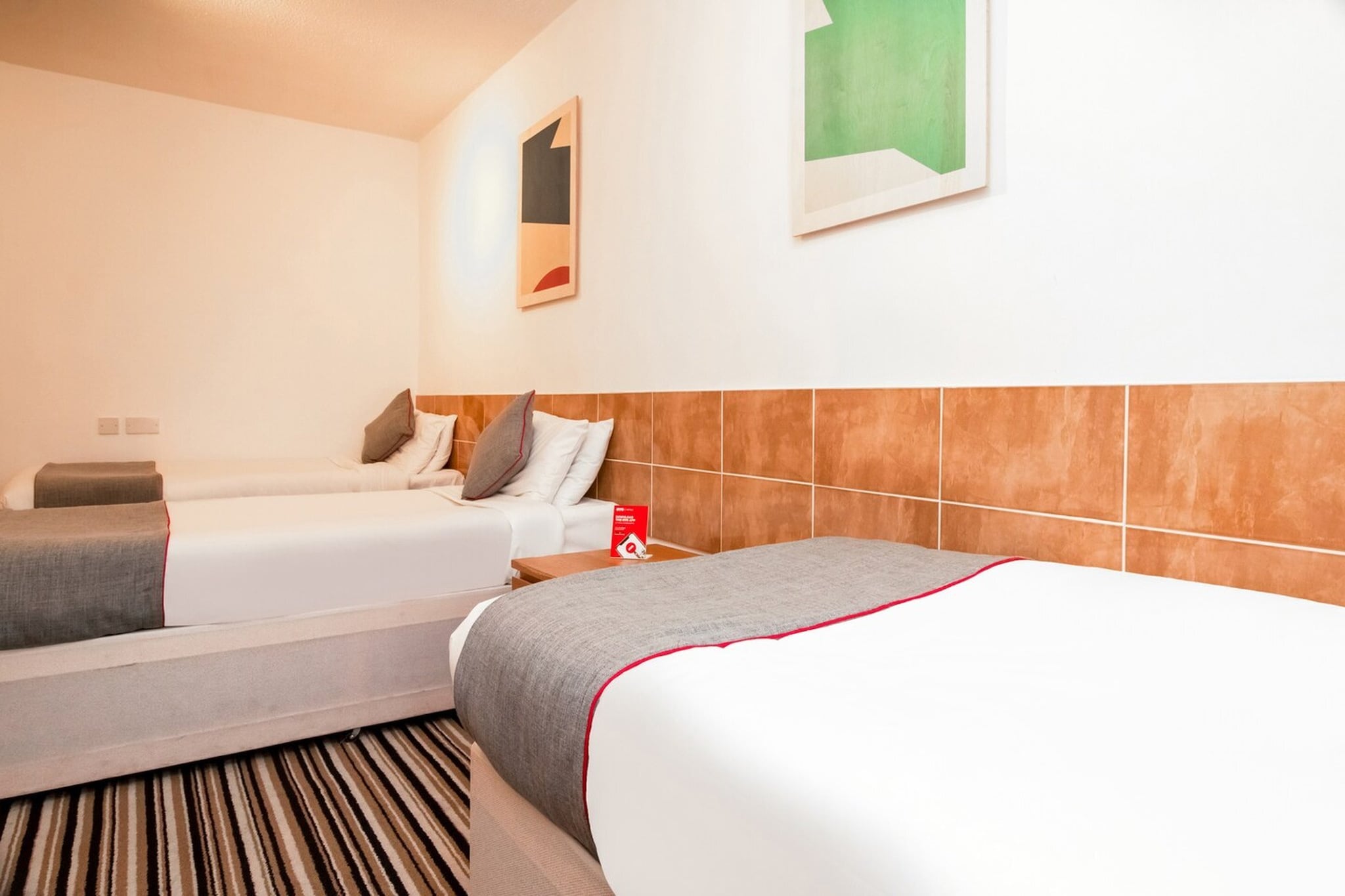 WL_CDF002_Deluxe Quad Room - Slaapkamer