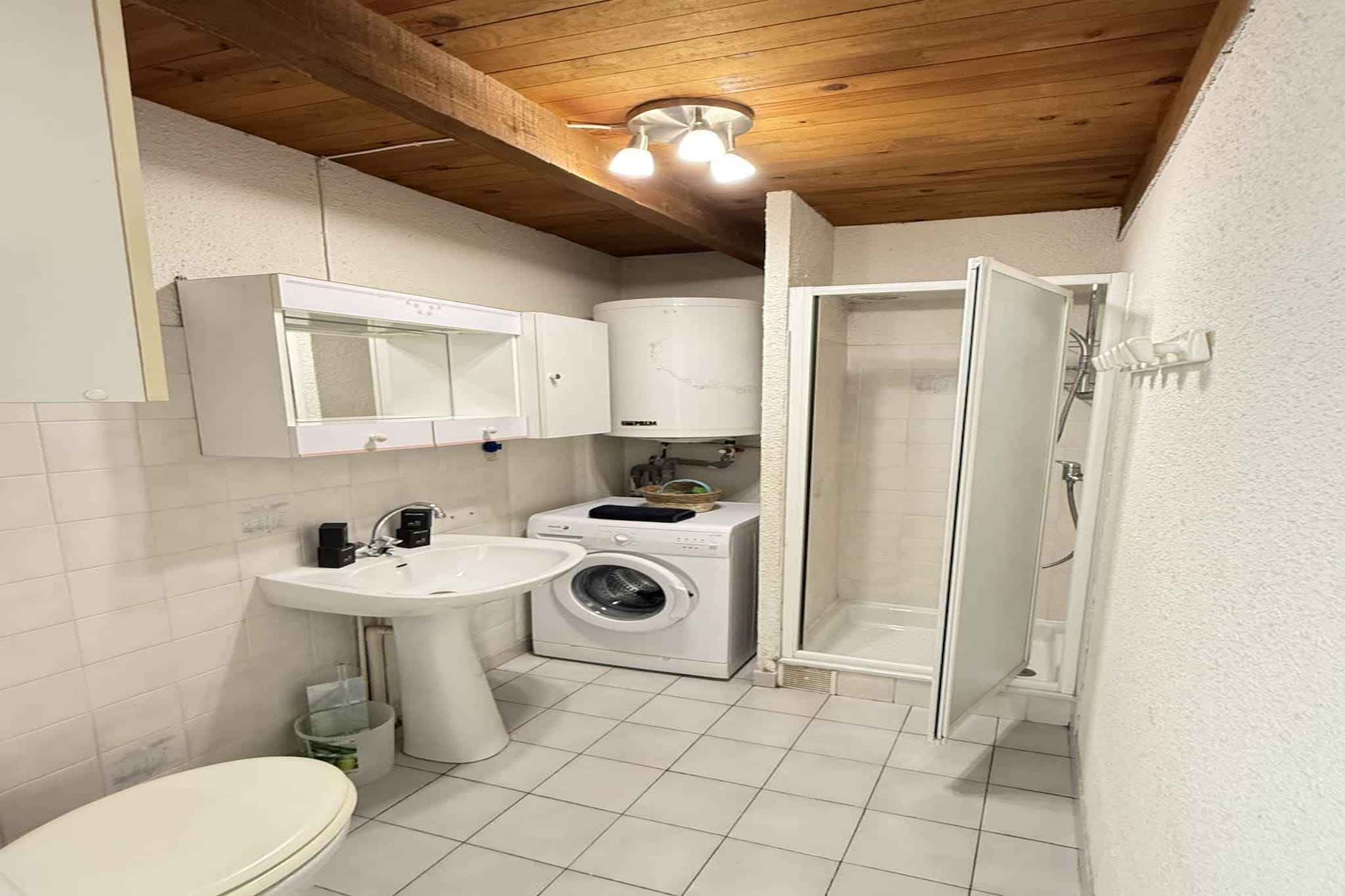 60 Maison avec terra-Badkamer