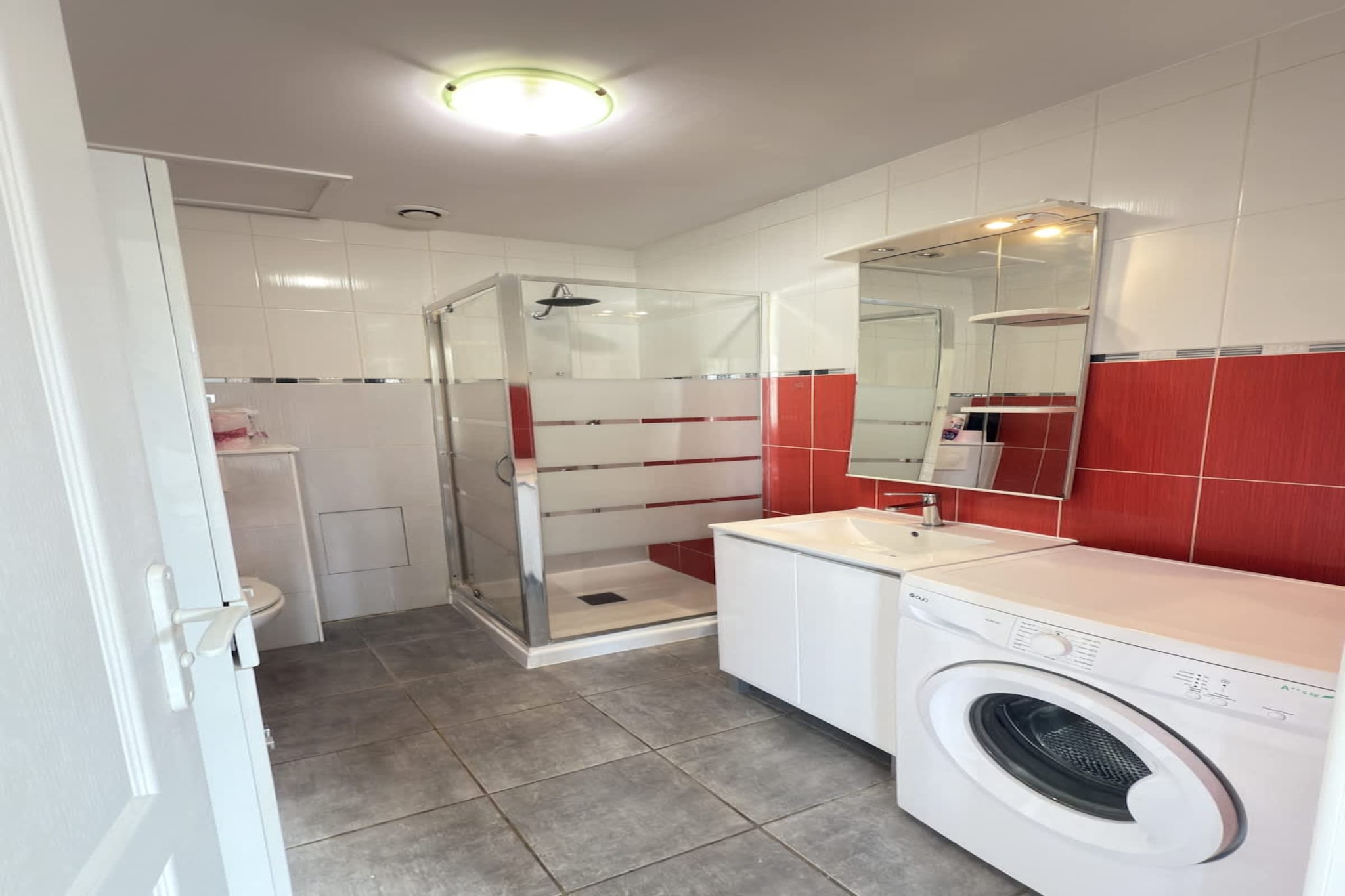 67 Coquet-Badkamer