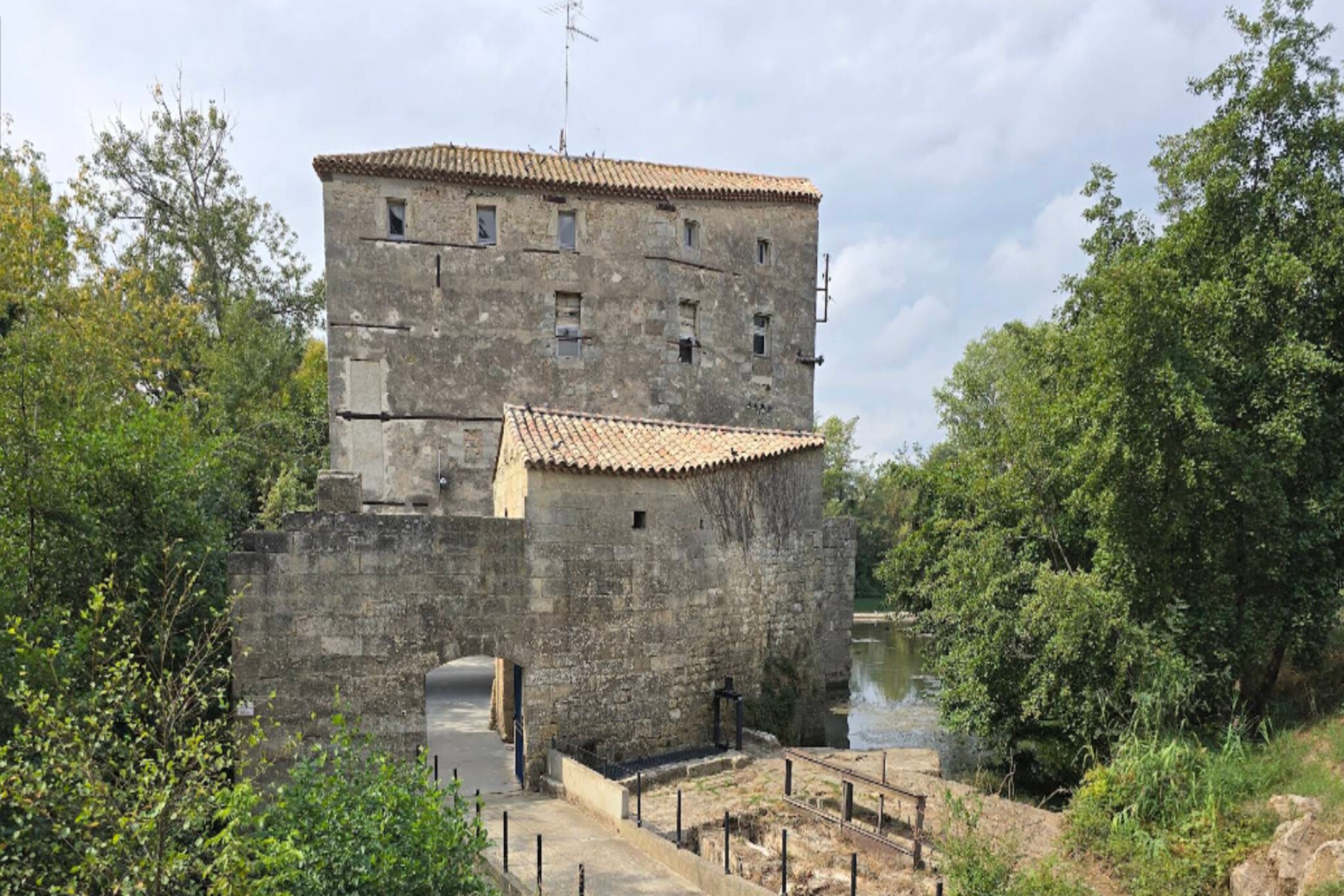 83 Le Faïence Studio-Gebiete Sommer 5 km