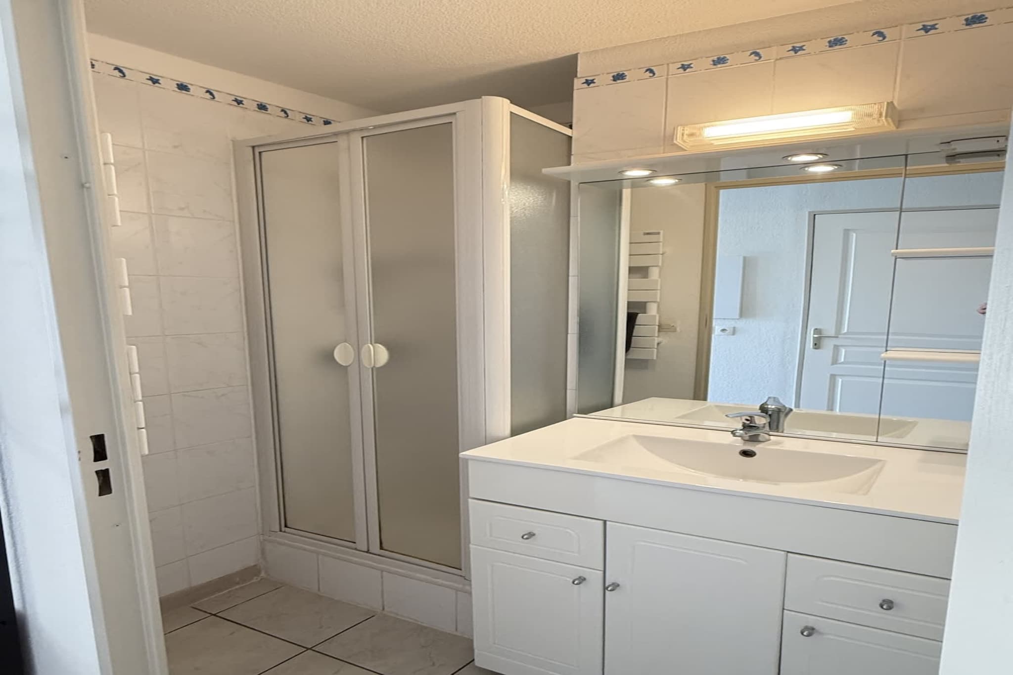 35 GRAMIN-Badkamer
