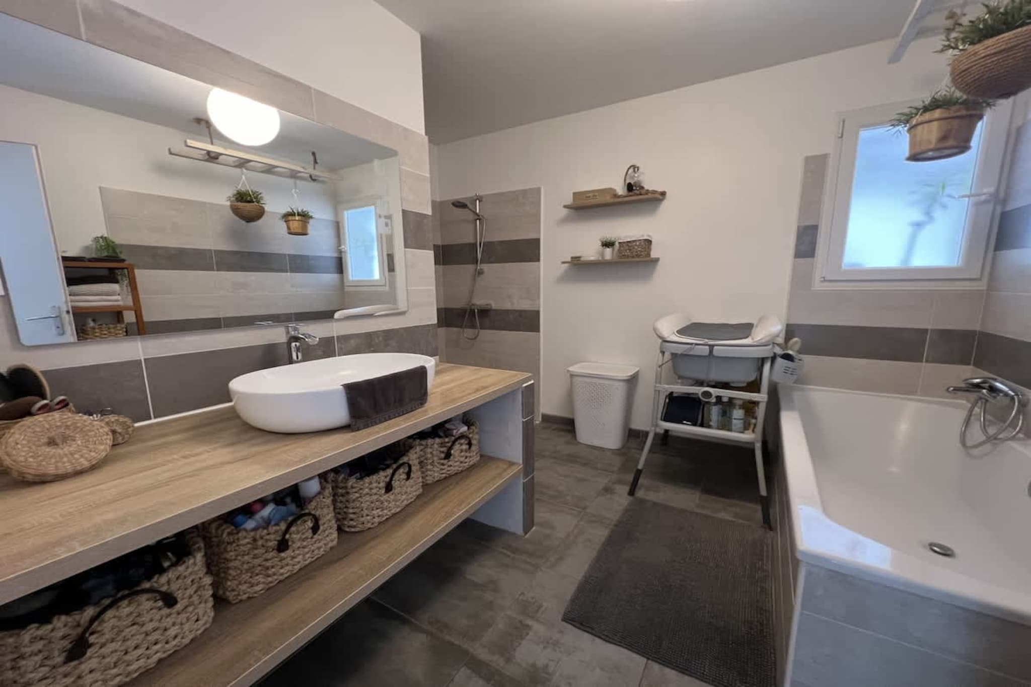 13 CUINA-Badezimmer