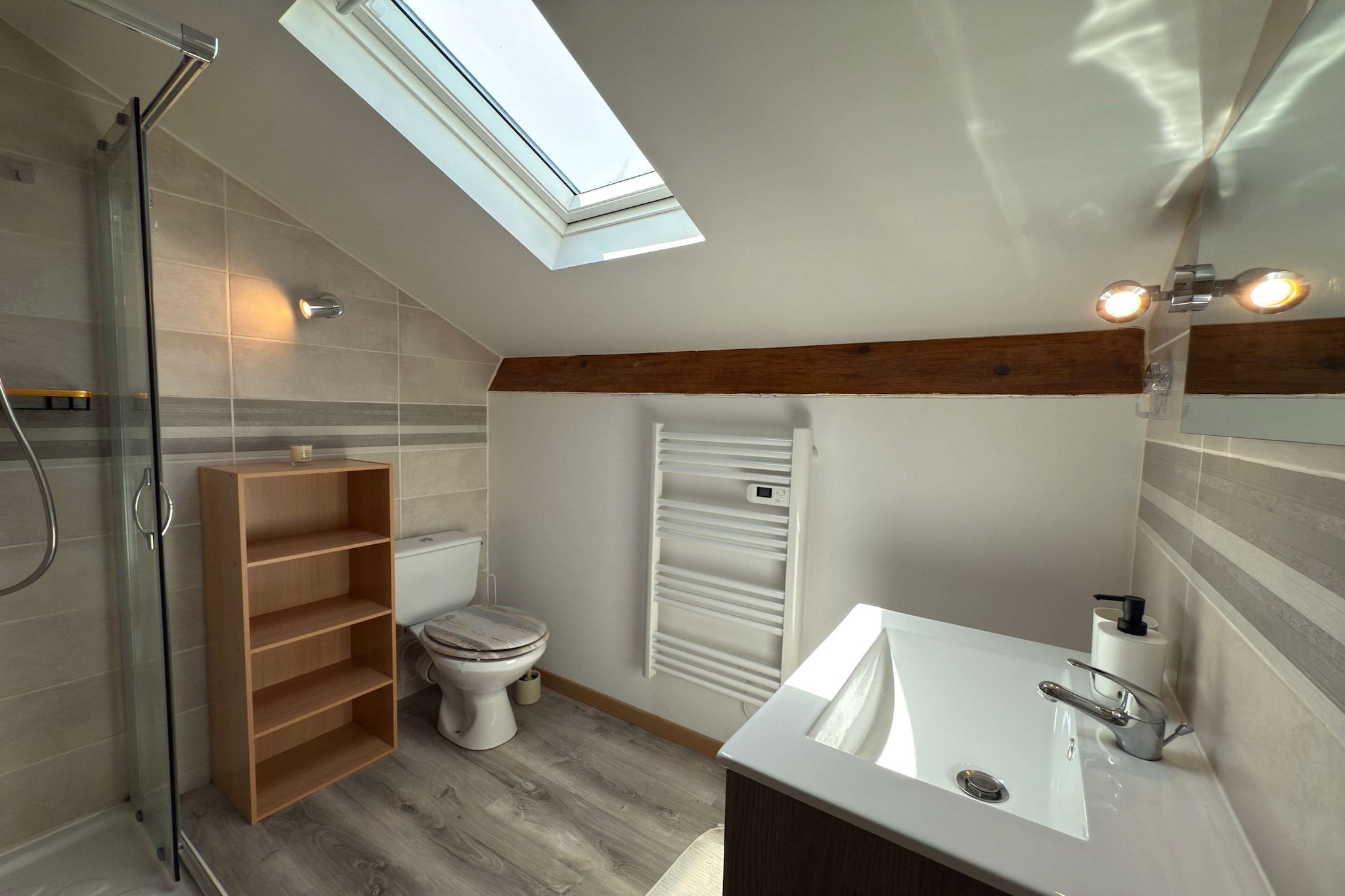 106 CHATELARD-Salle de bain