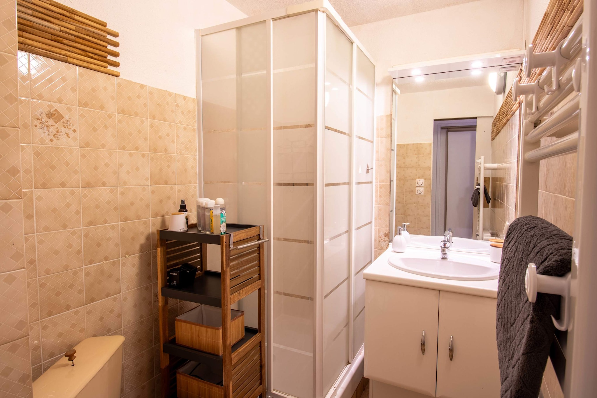 73 Appartement Cosy-Badkamer