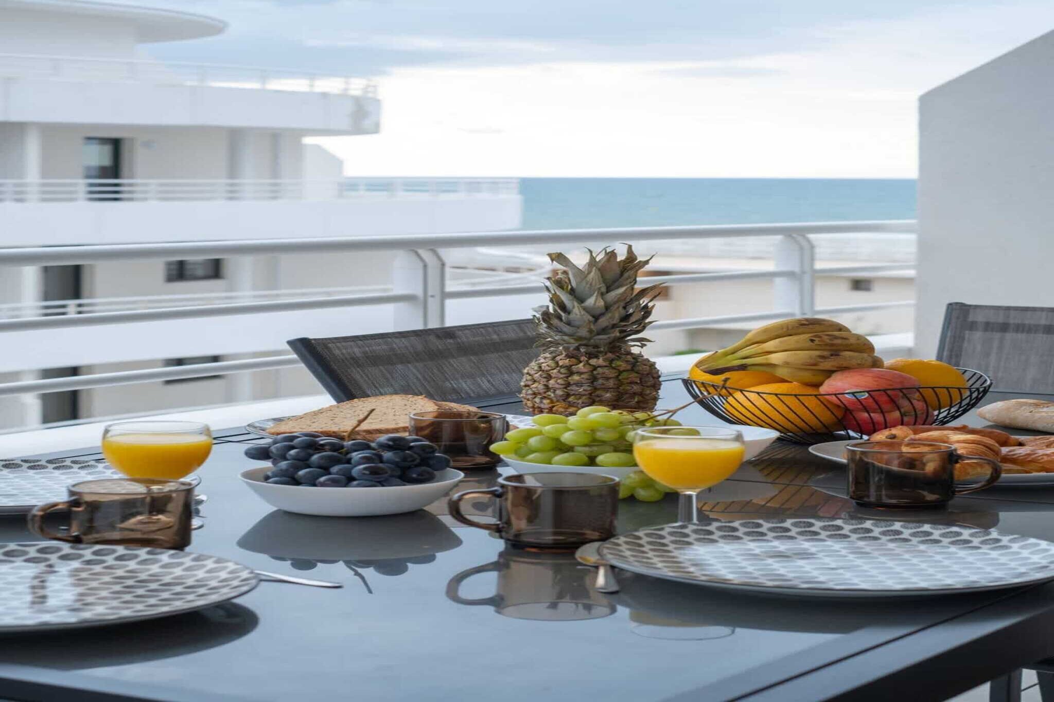 B502-Terrace balcony