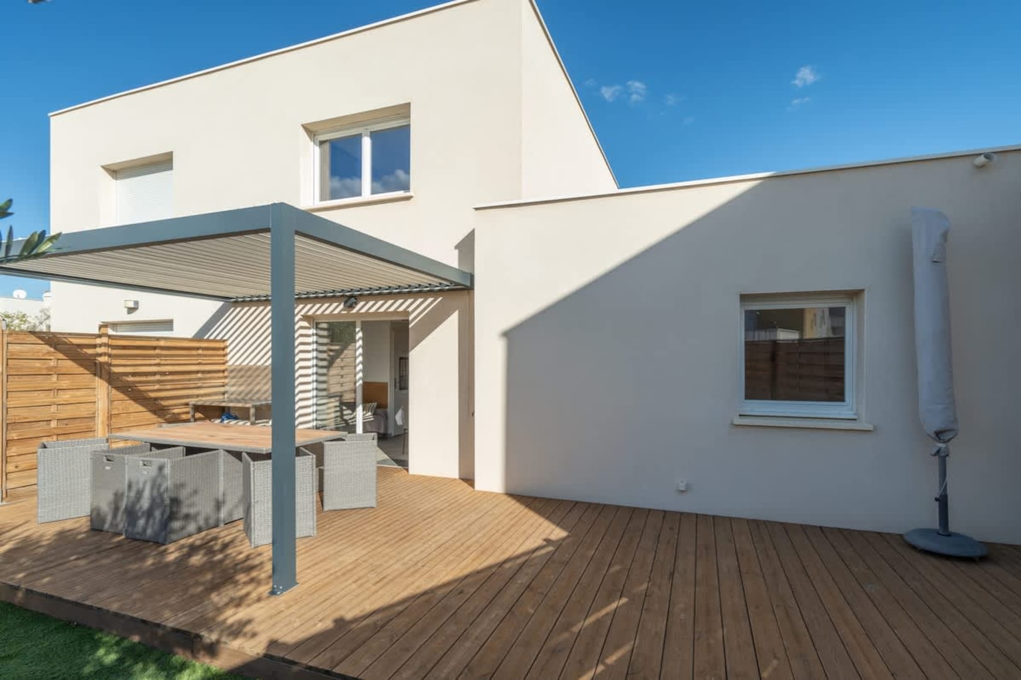 93 DUNE VILLA 42-Exterior summer