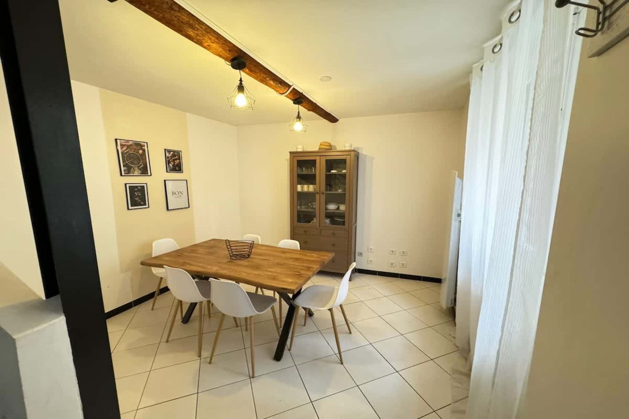 28 Chambre Orb (1ᵉ é - Eetkamer