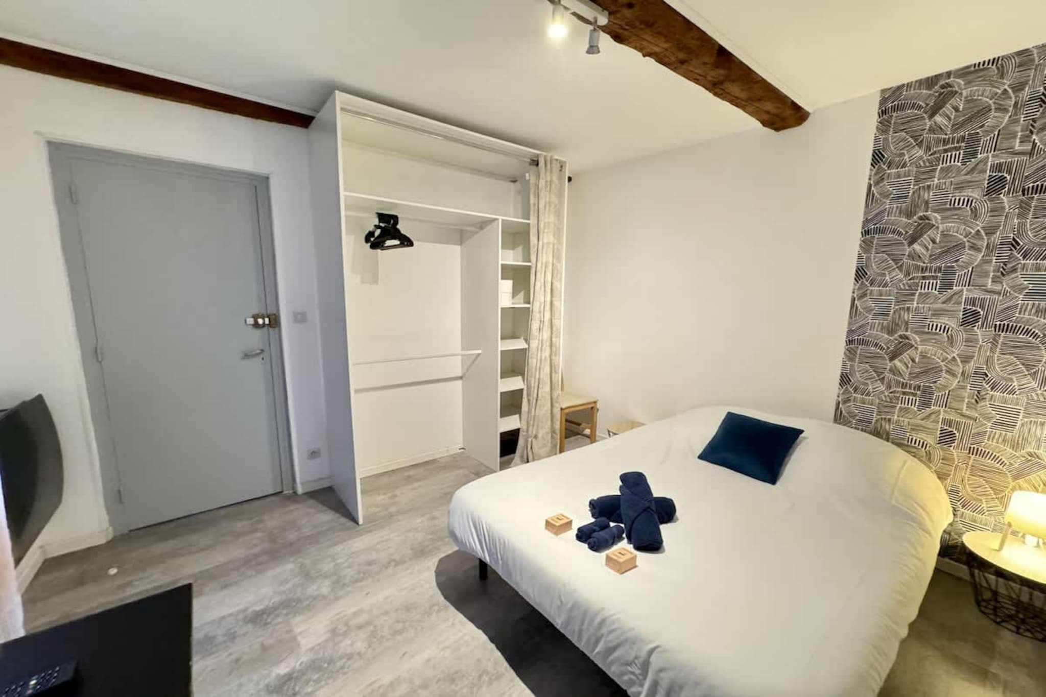 29 Chambre Neuf Éclu-Schlafzimmer