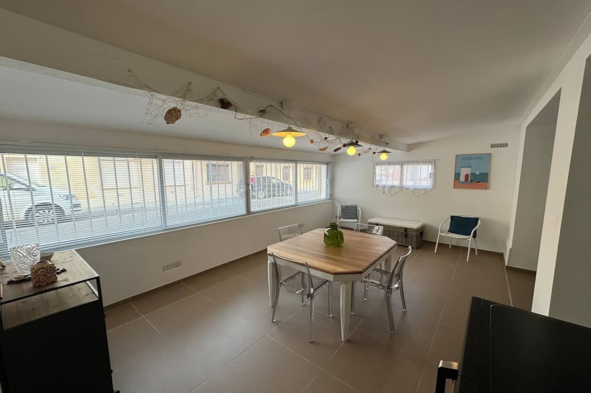 16 Douceur de Vivre-Dining room