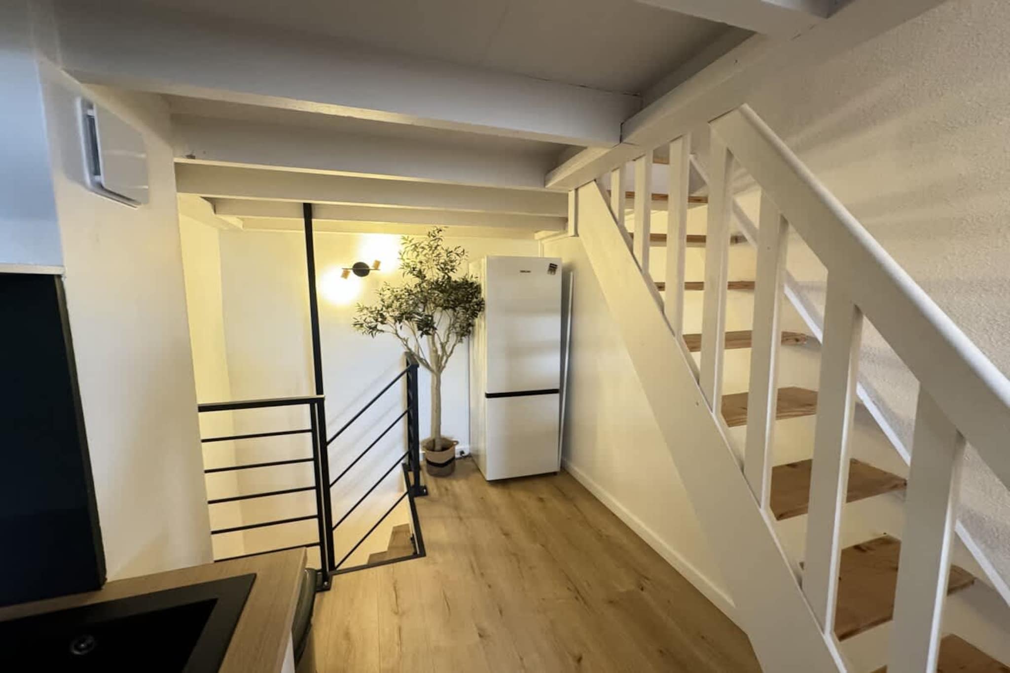 52 Duplex Aéré avec-Overloop