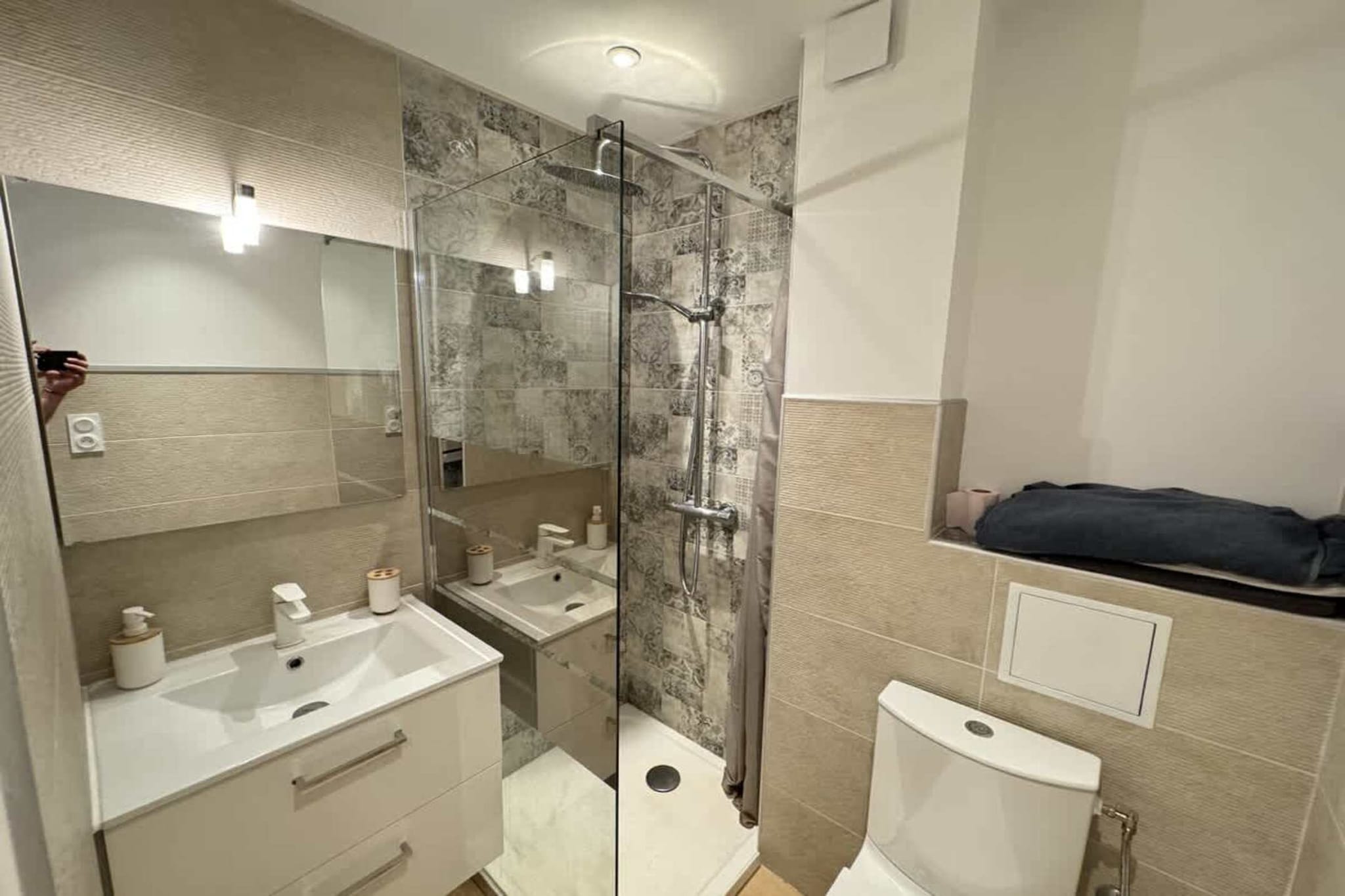 52 Duplex Aéré avec-Badezimmer