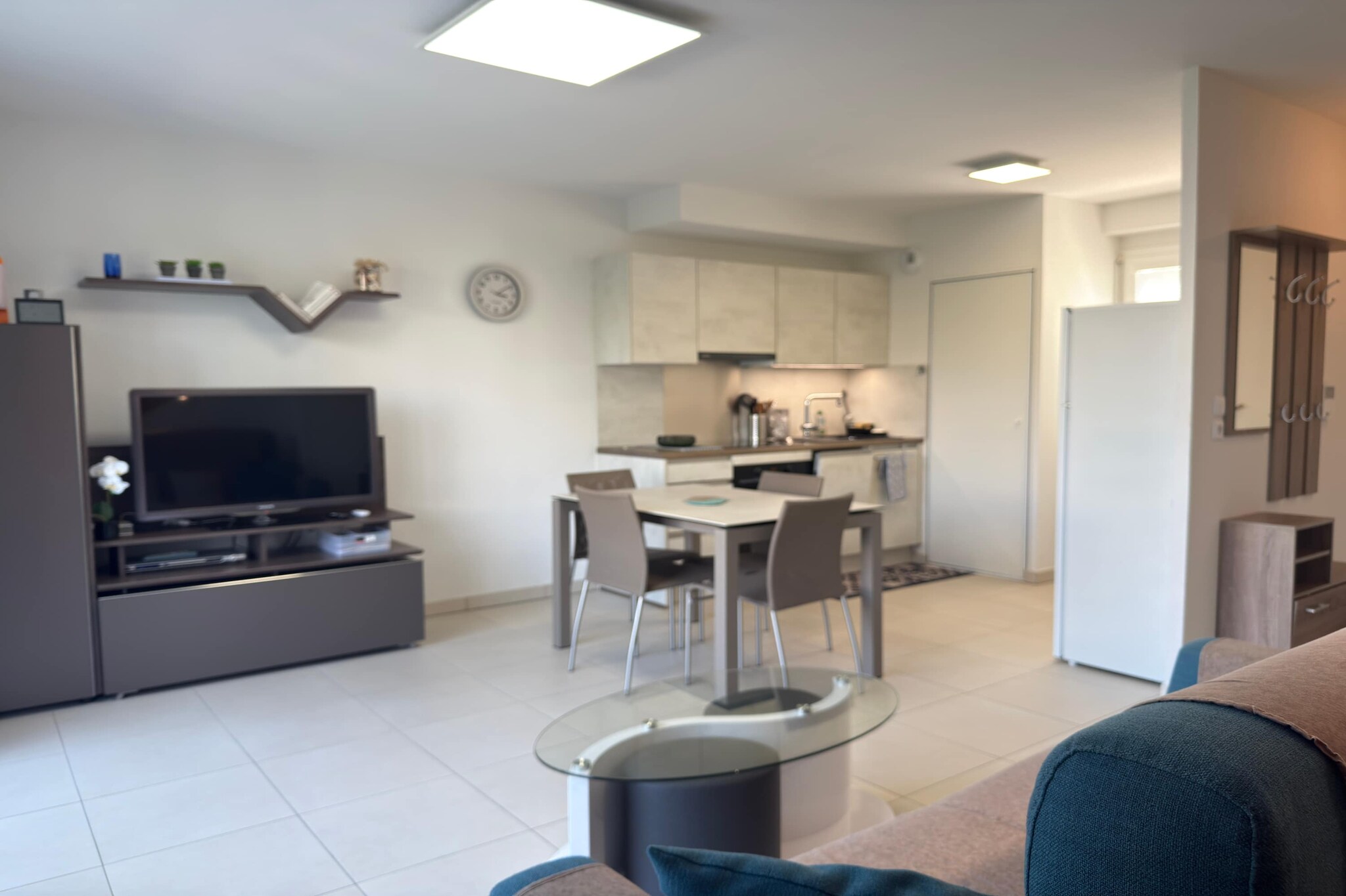 LOU 191 COST-Eetkamer
