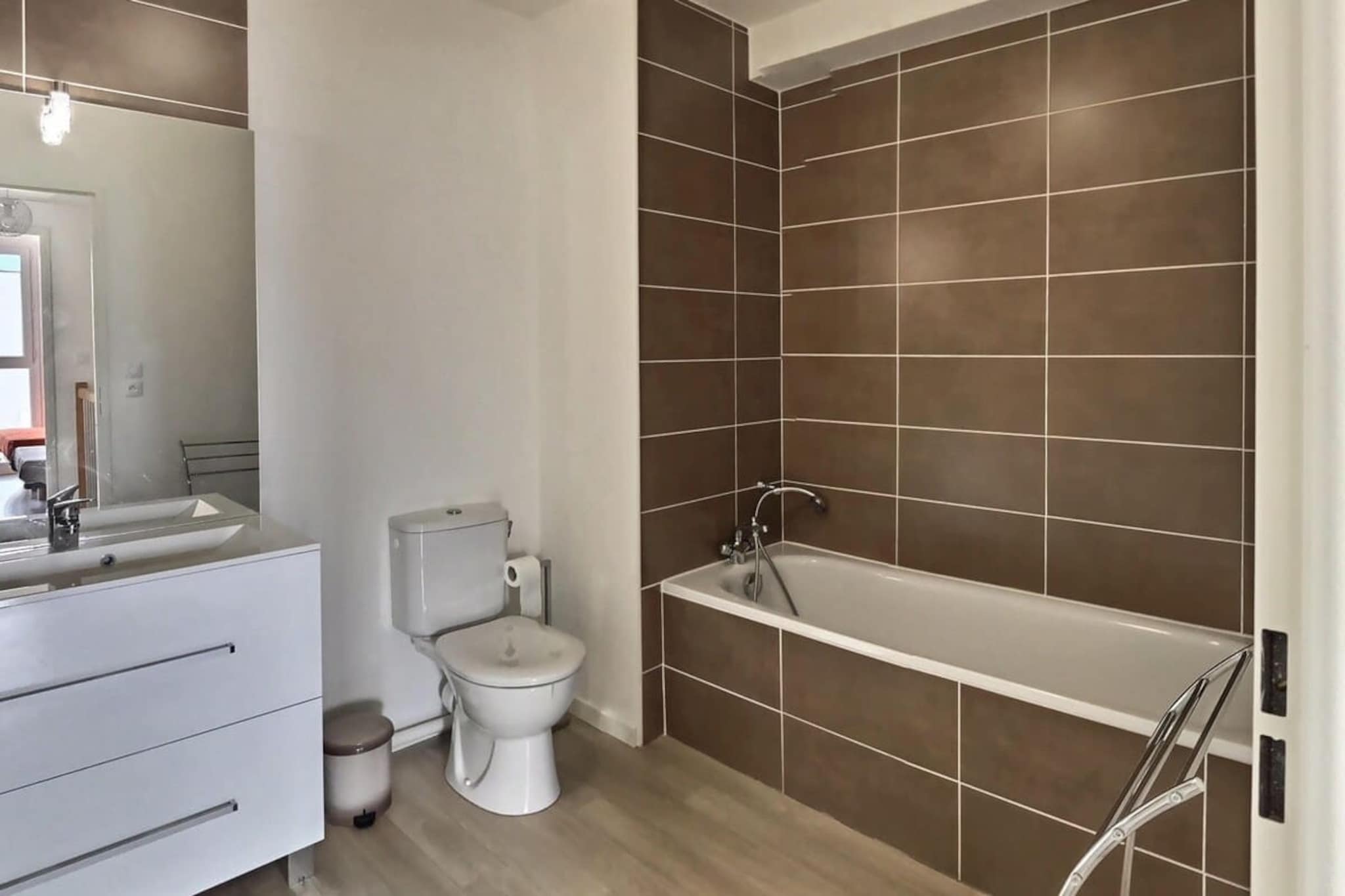 LOU 185 CUSSAC-Badkamer