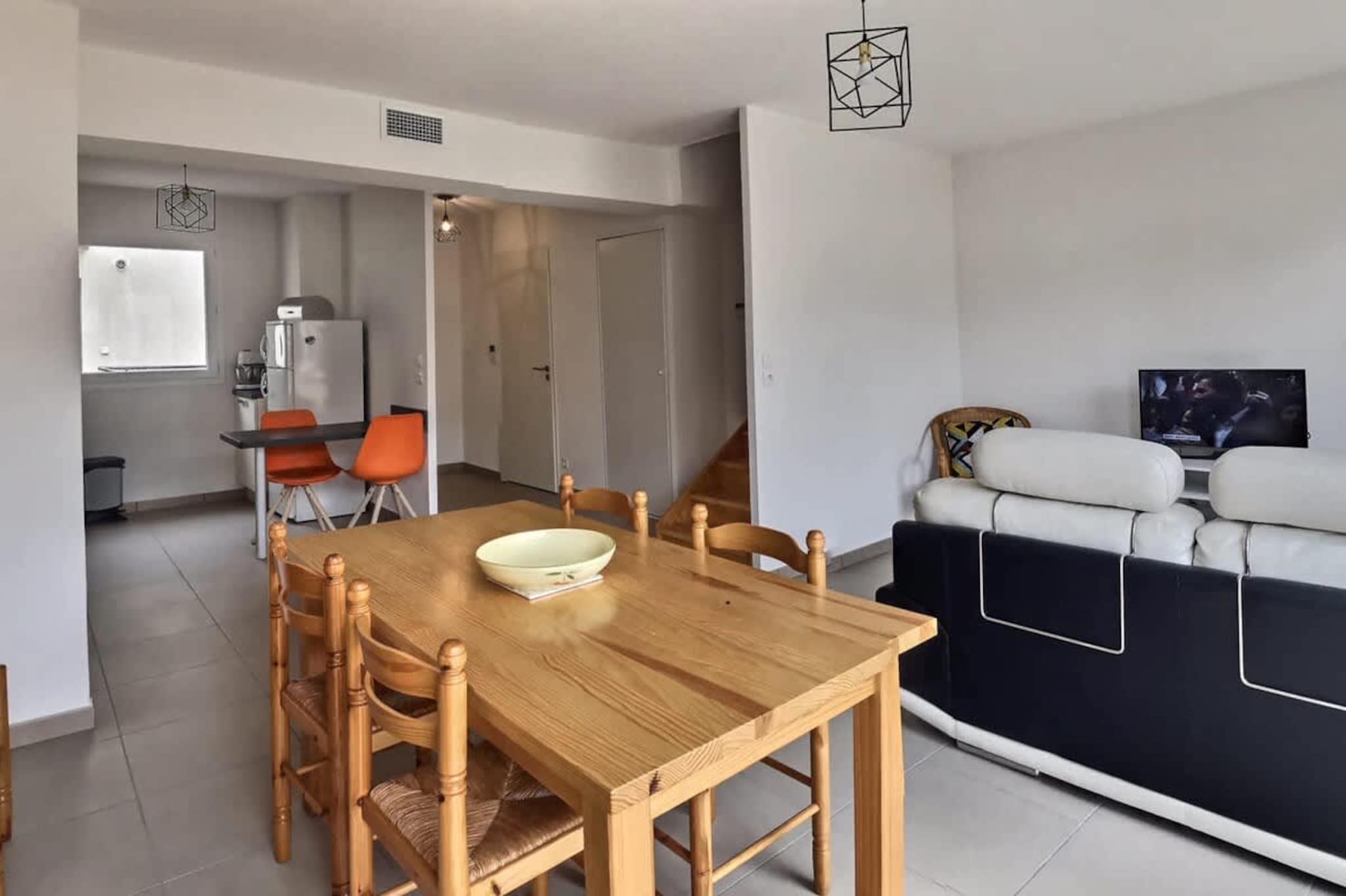 LOU 185 CUSSAC-Eetkamer