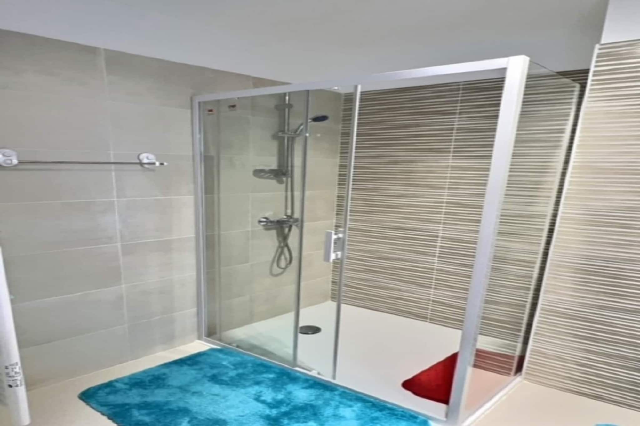 212 DECOT-Badkamer