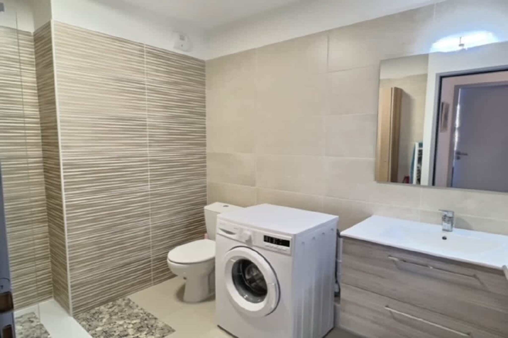 Apartment near Vias Beach