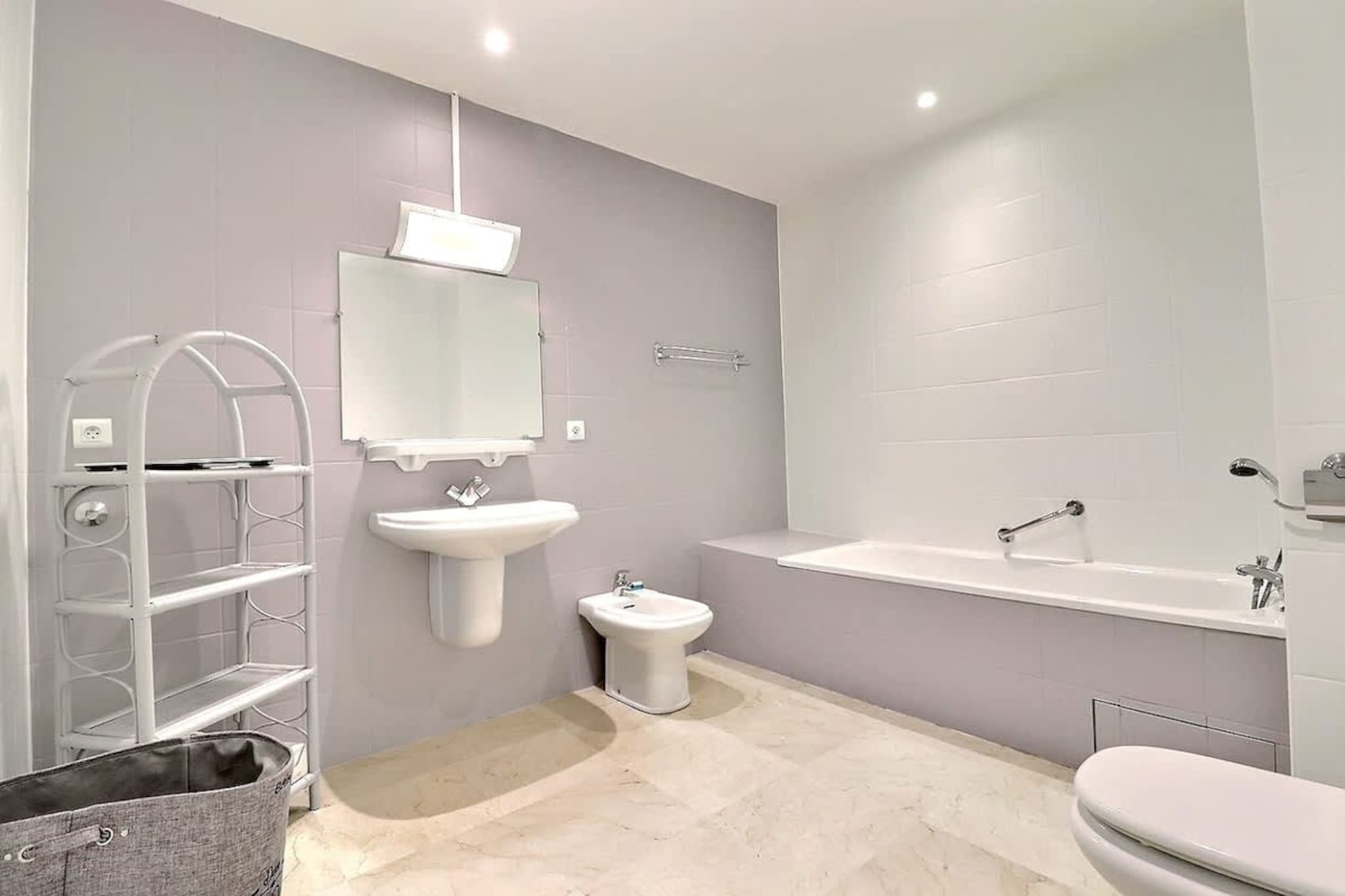 156 LENGAY (301)-Badkamer
