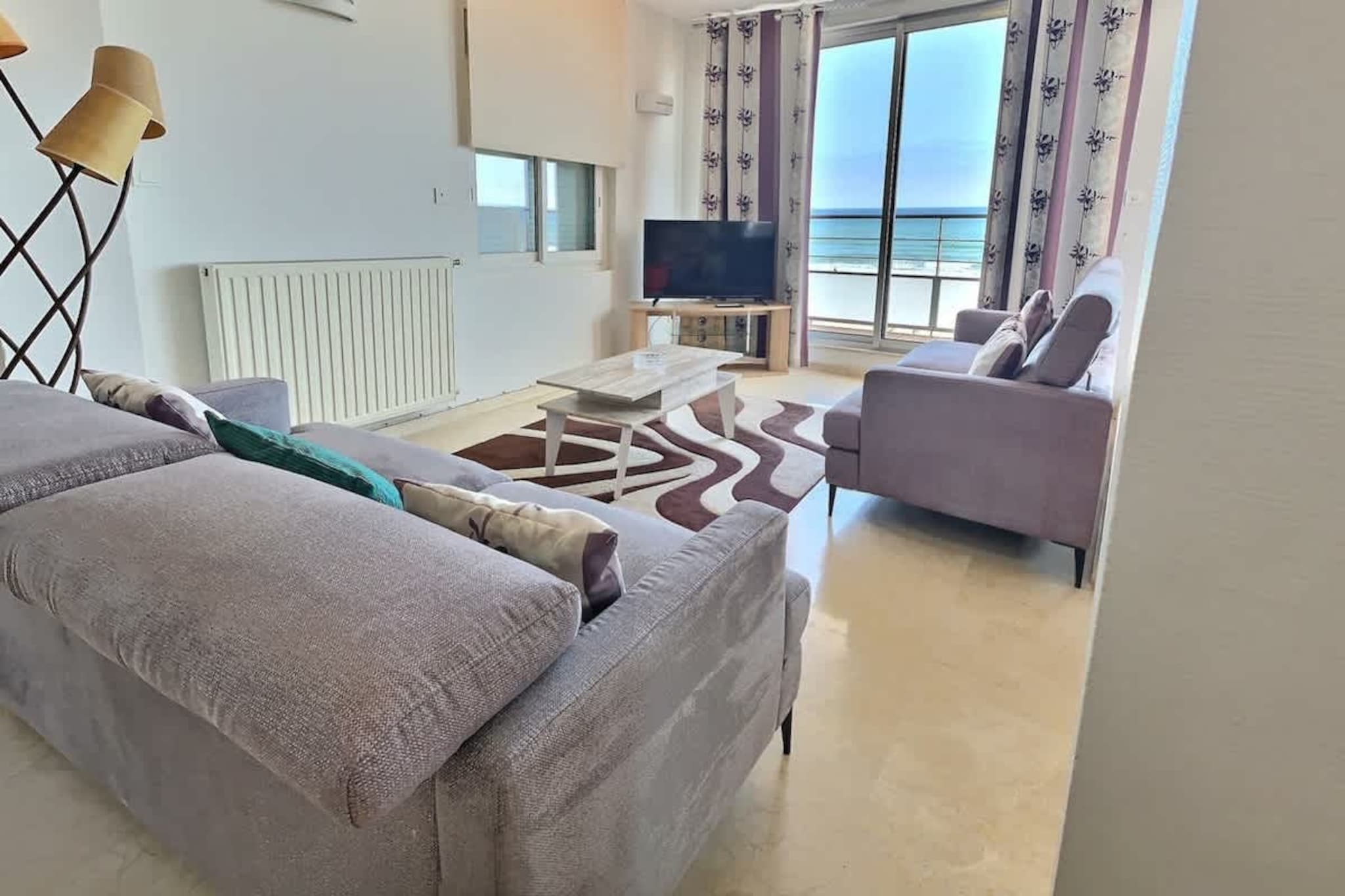156 LENGAY (301)-Woonkamer