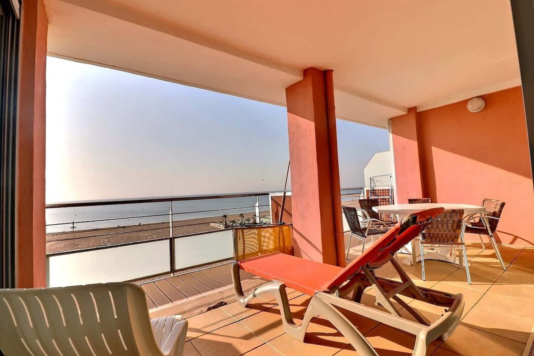 156 LENGAY (301)-Terrace balcony