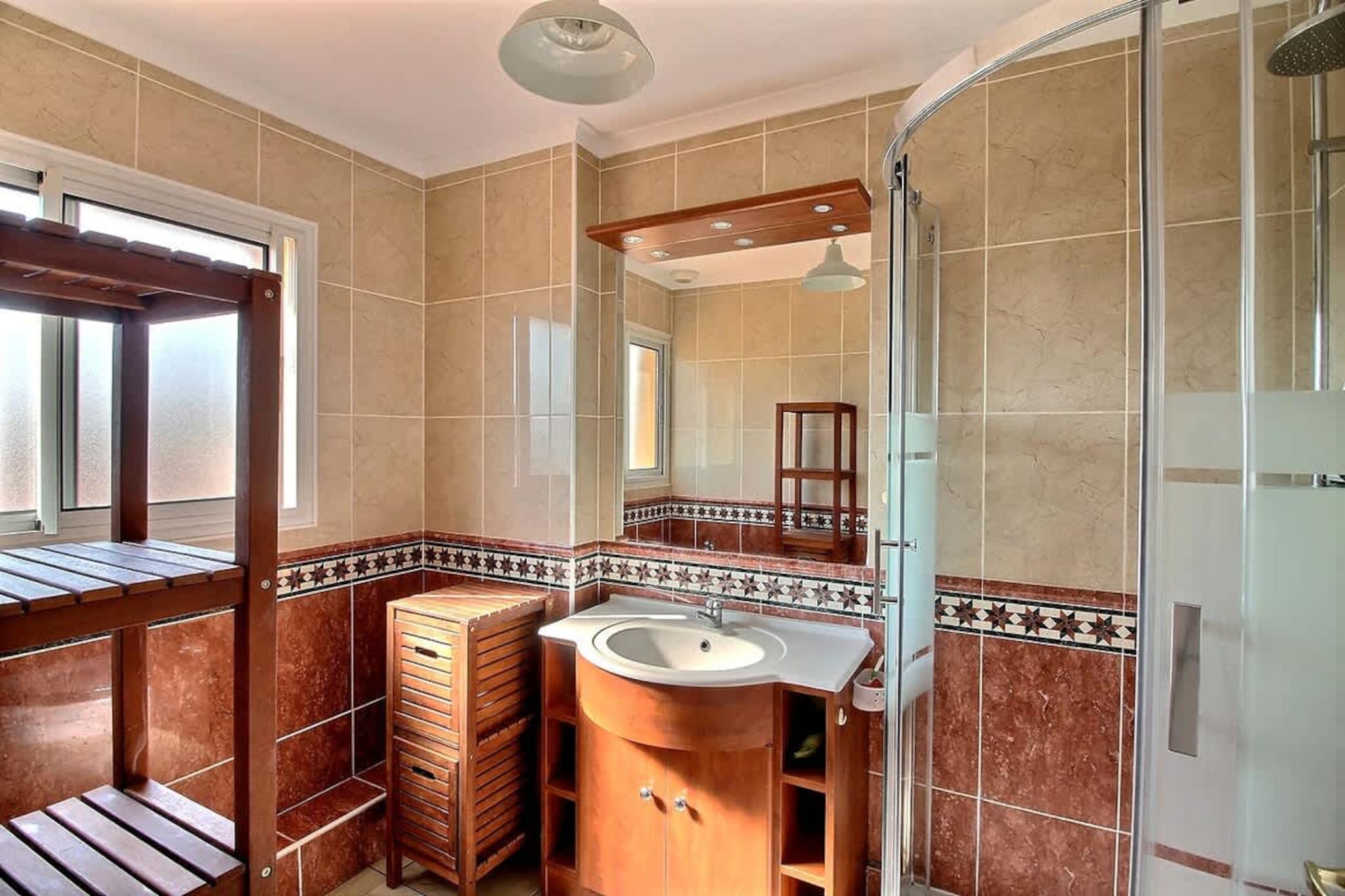 166 VERON-Badkamer