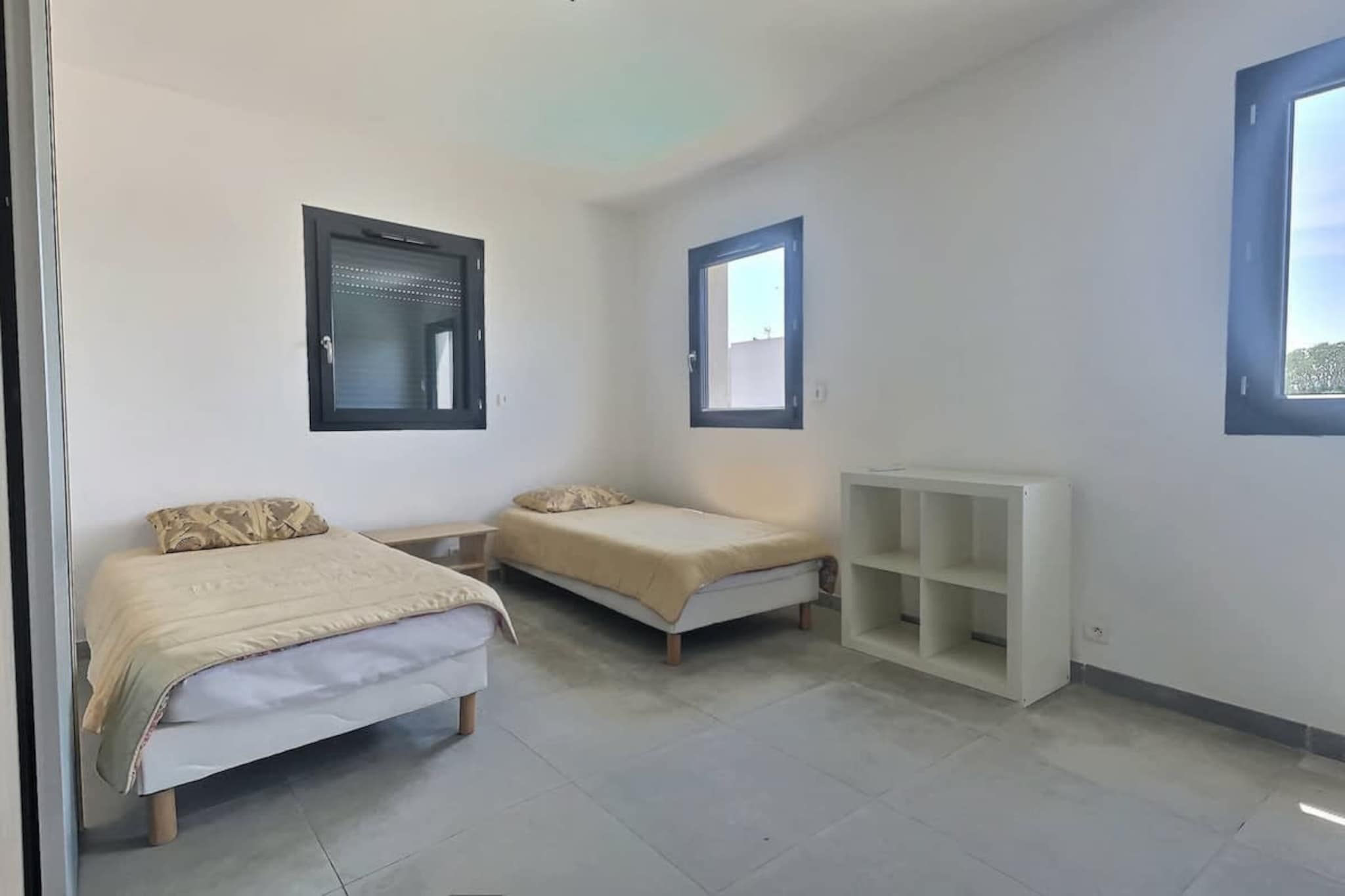 LOU 214 TAIR-Schlafzimmer
