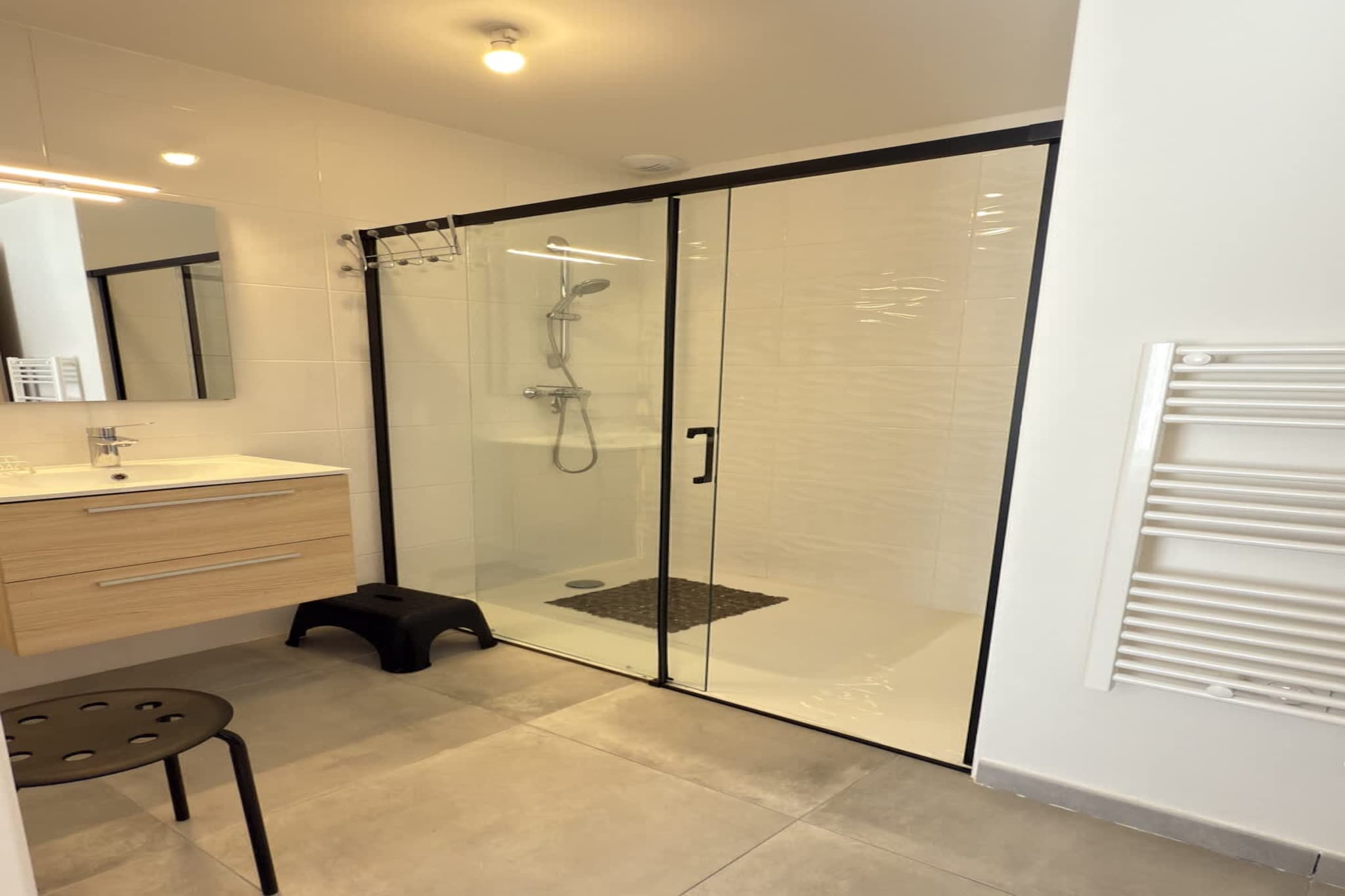 196 ALDAJUSTE-Badezimmer
