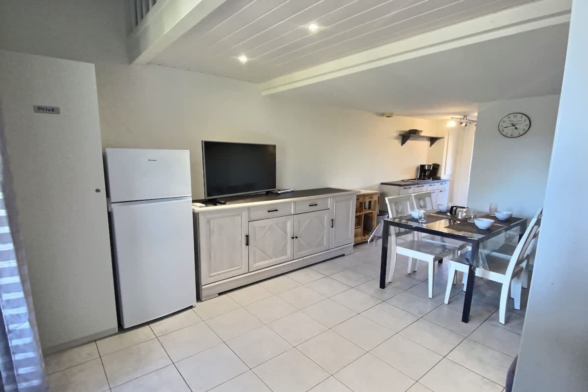 LOU 204 ROU-Woonkamer