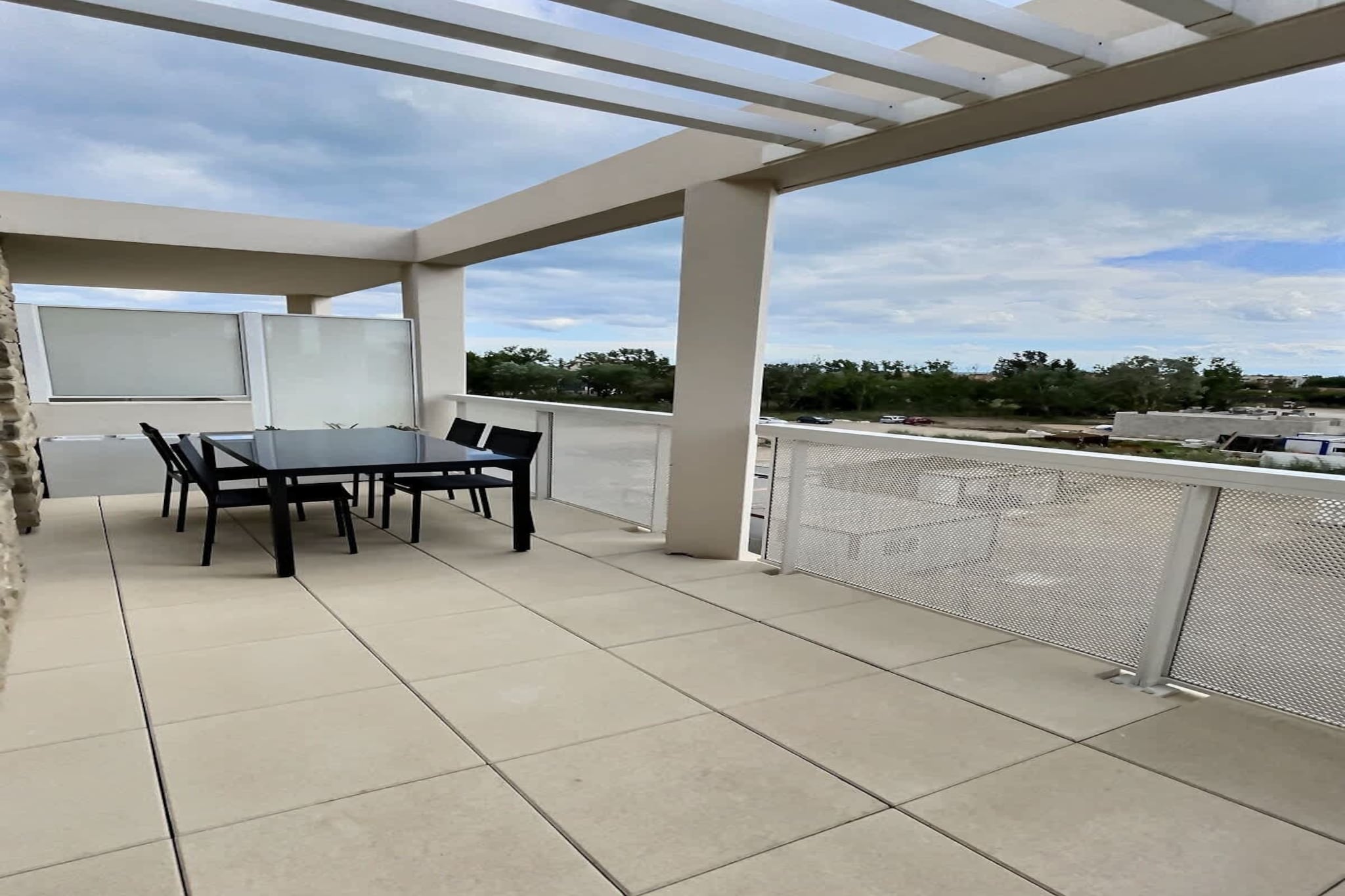 LOU 202 BARRAL-Terrasbalkon