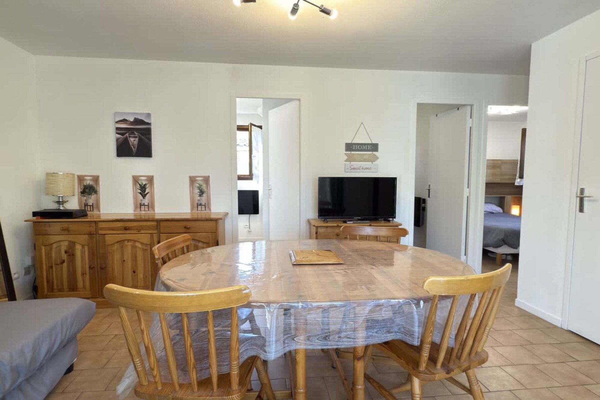 182 ABREU-Eetkamer
