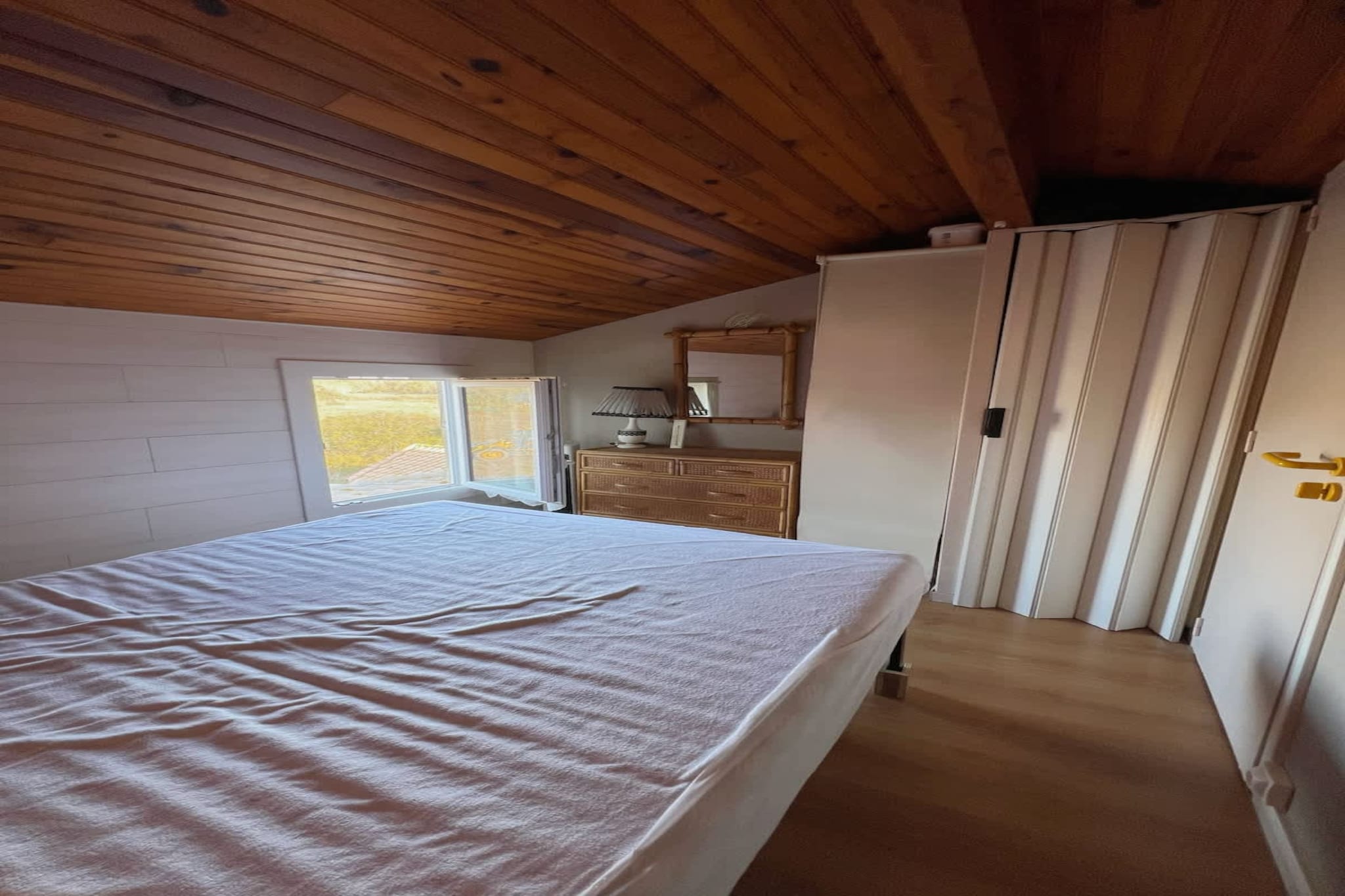 LOU 151 MAYNARD-Slaapkamer