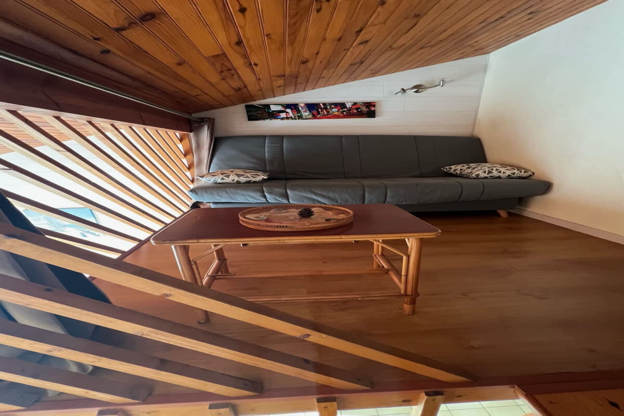 LOU 151 MAYNARD-Woonkamer