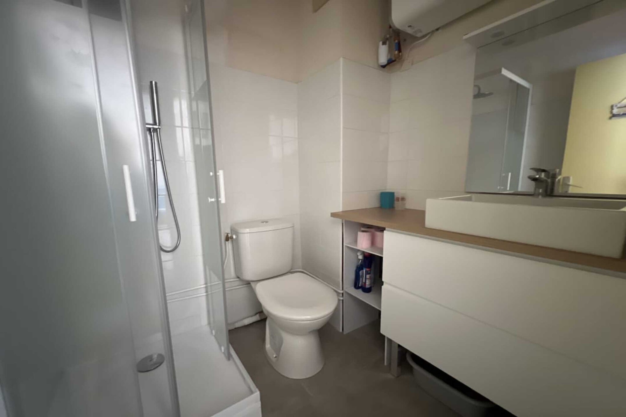 LOU 168 Bonnin-Badkamer