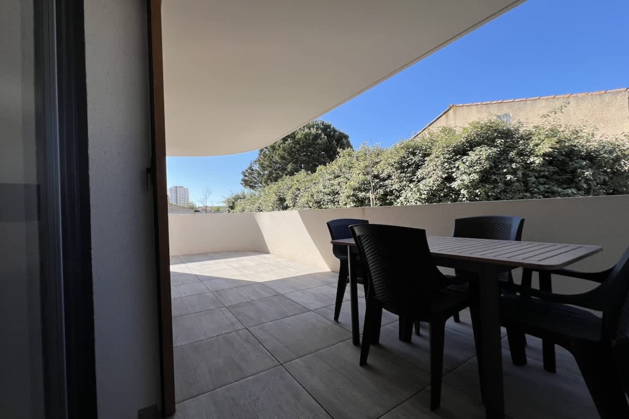 112 BLANC-Terrasbalkon