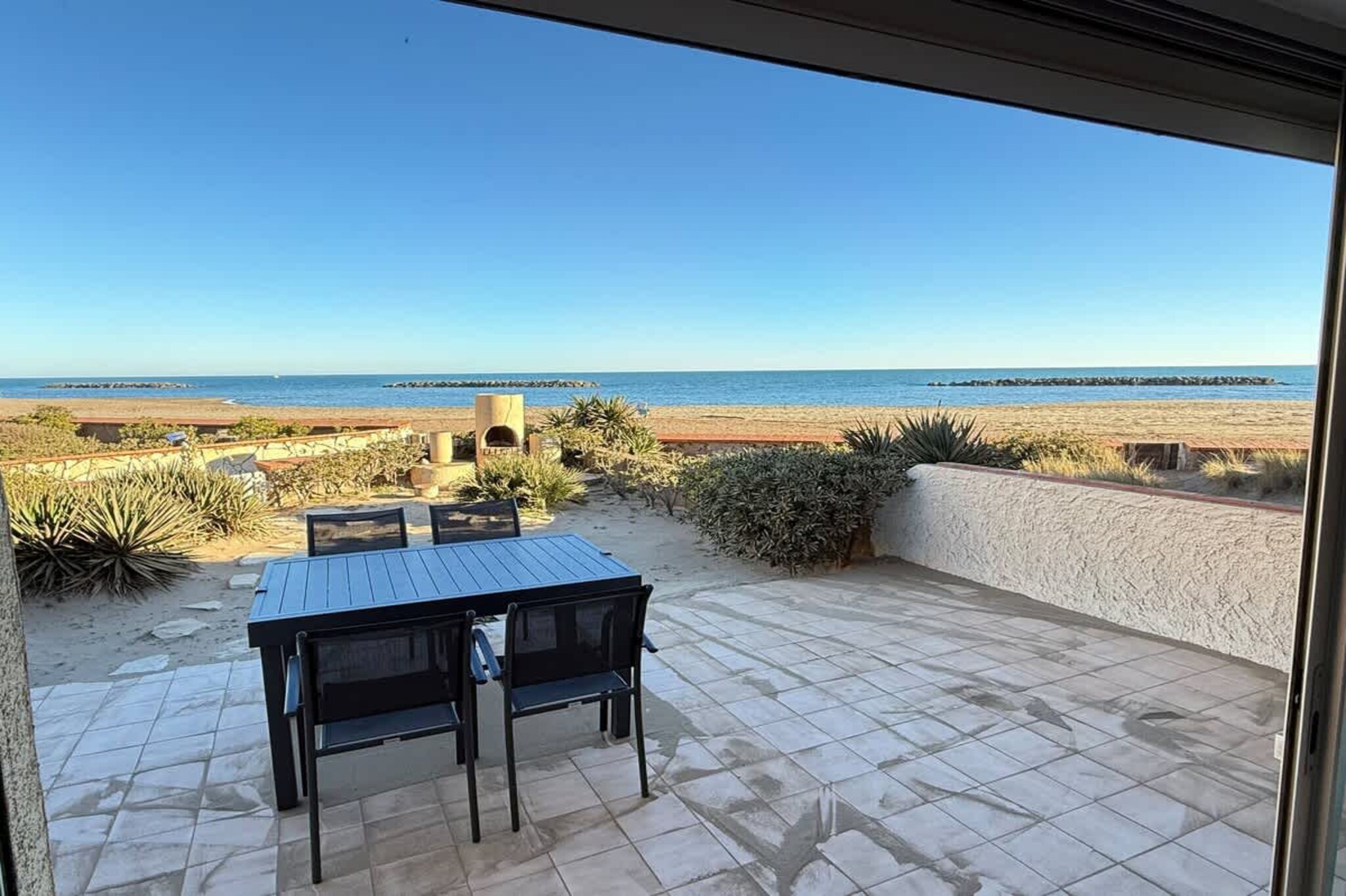 87 Villa sur la plag