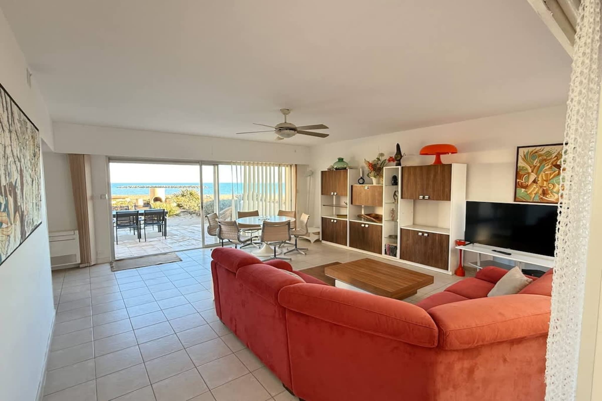 87 Villa sur la plag-Woonkamer