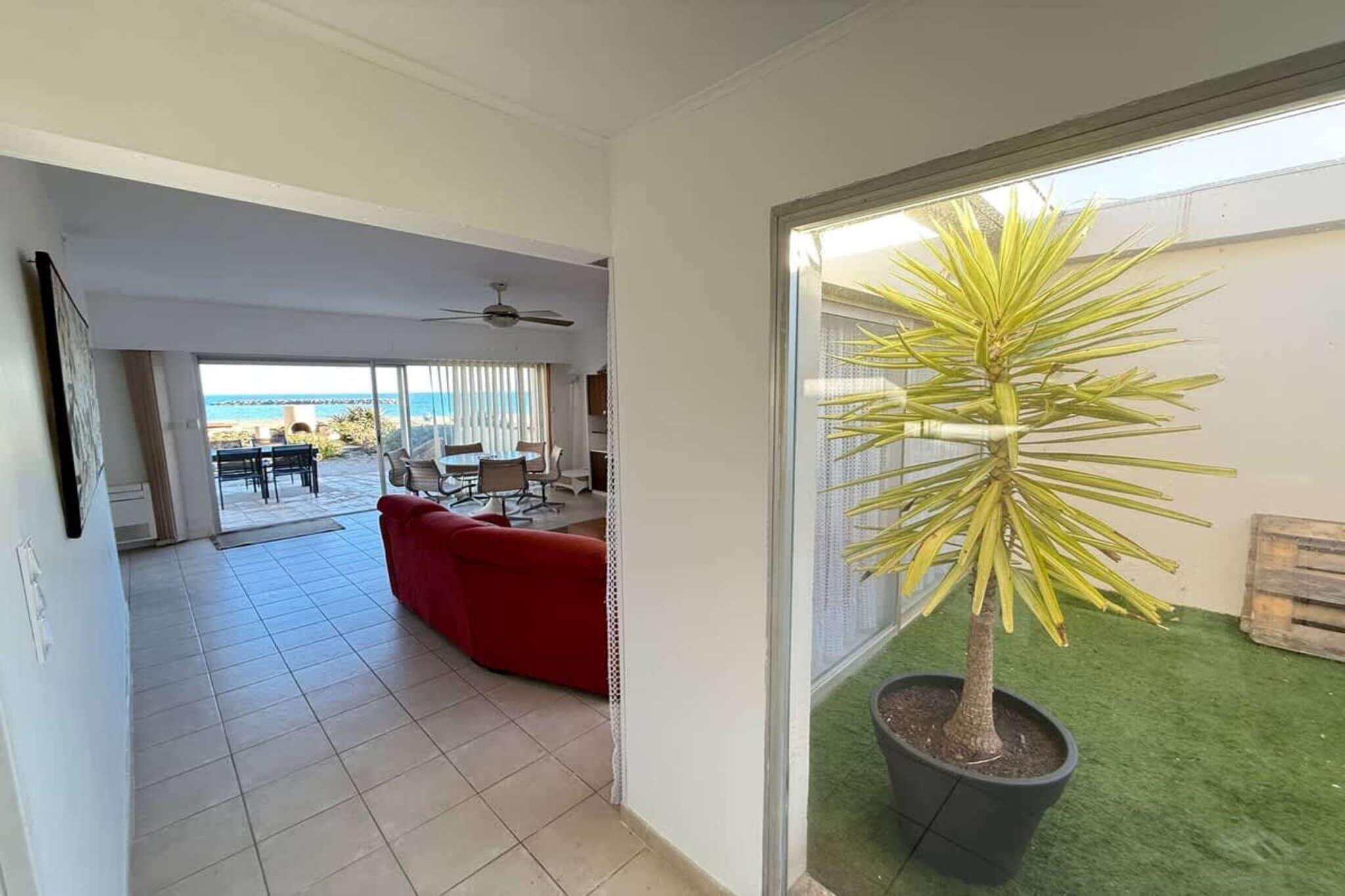 87 Villa sur la plag - Woonkamer