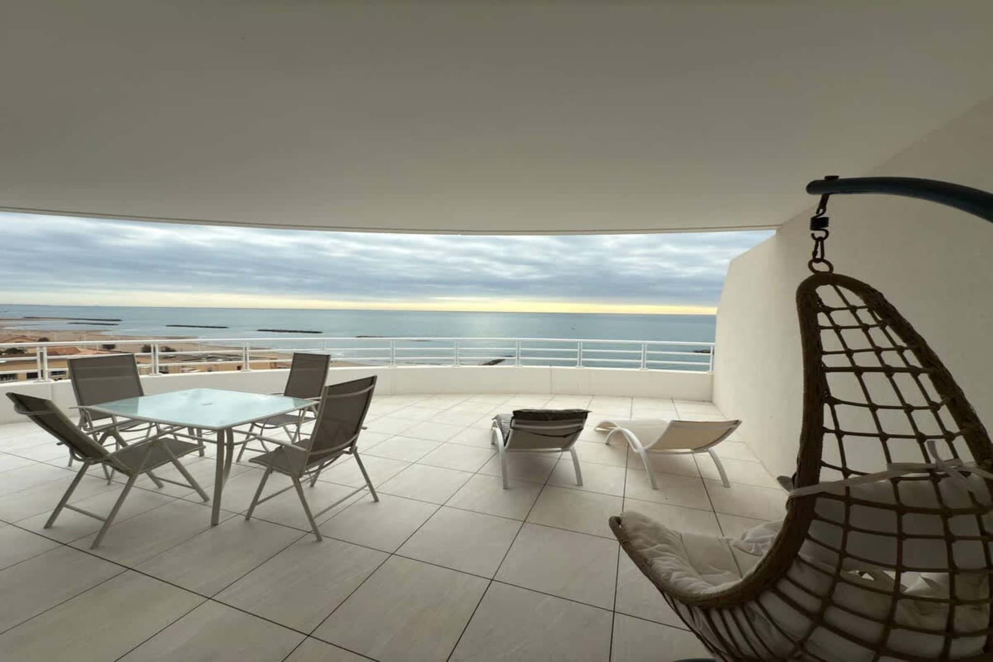 B704-Terrasbalkon