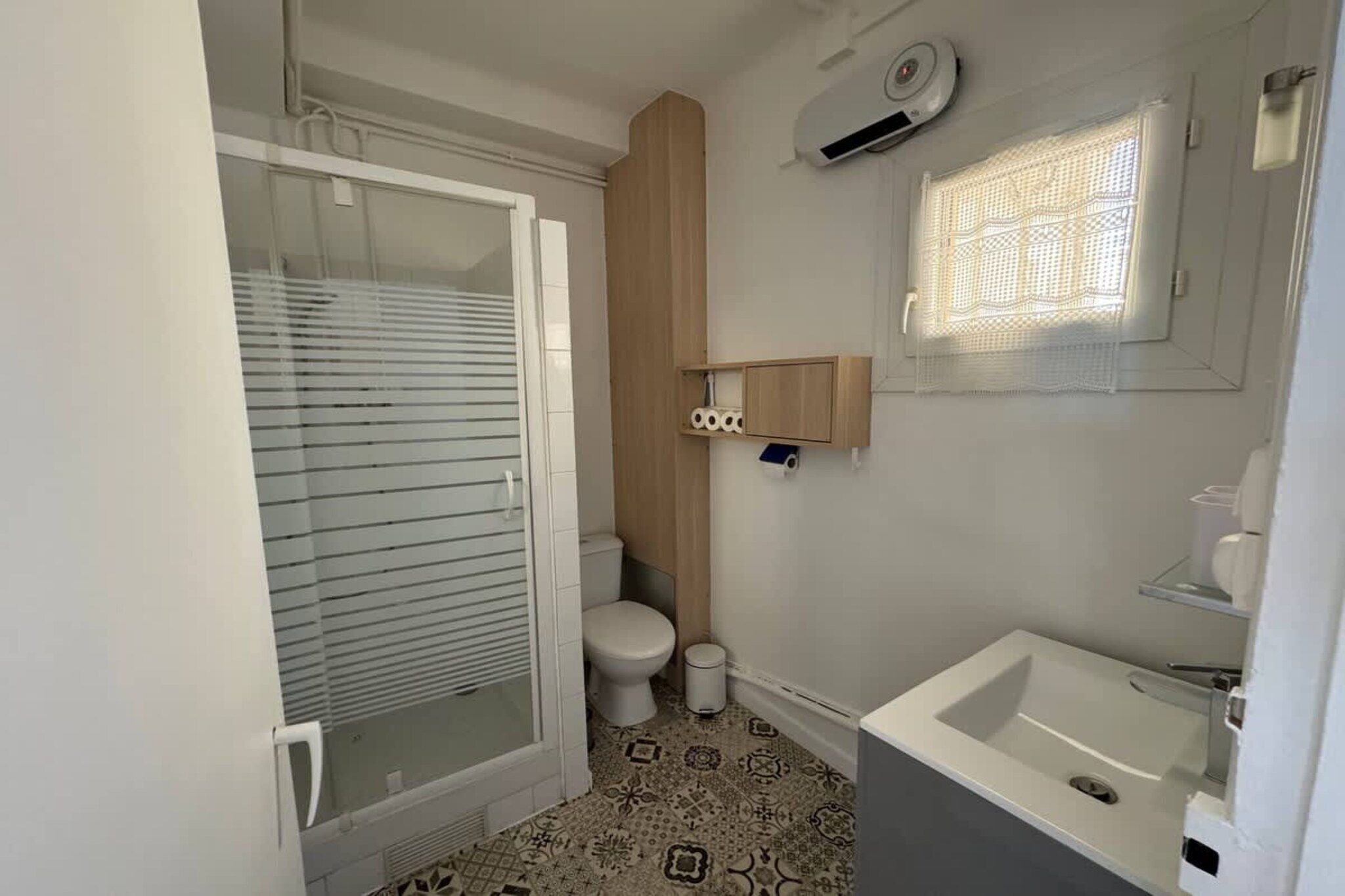 70 Appartement Panor-Badkamer