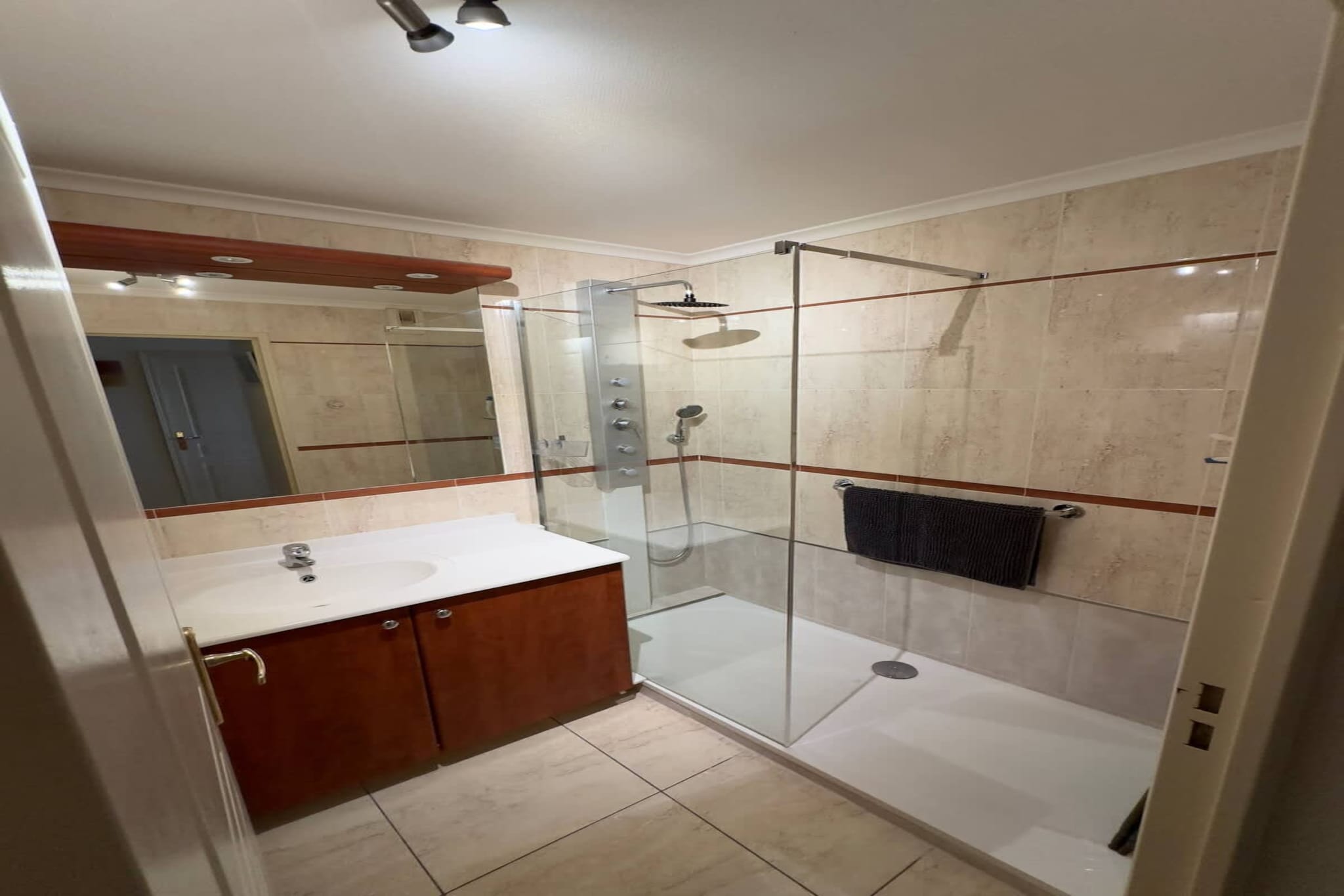 01 Plage et Confort-Badkamer