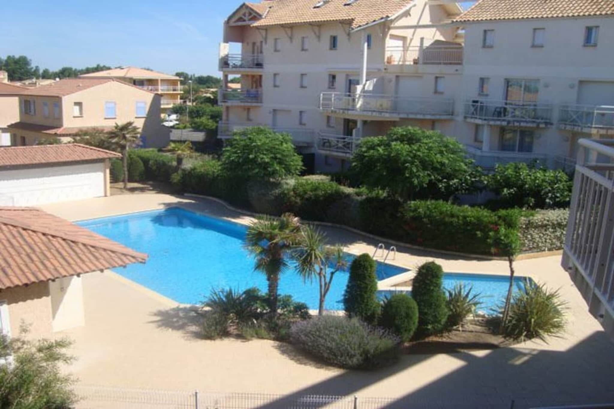 77 T2 Piscine Terras