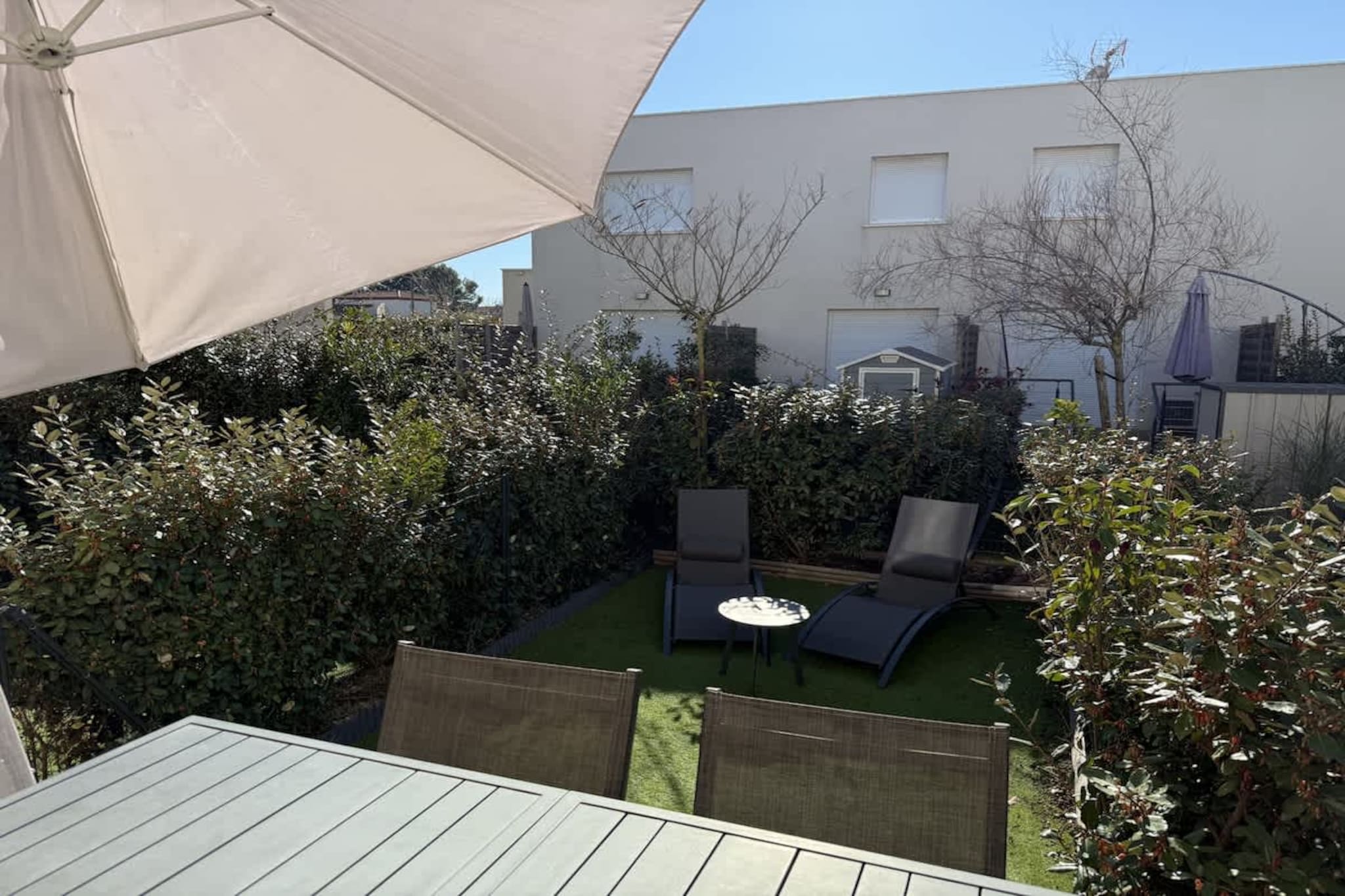 91 Villa 52-Terrace balcony