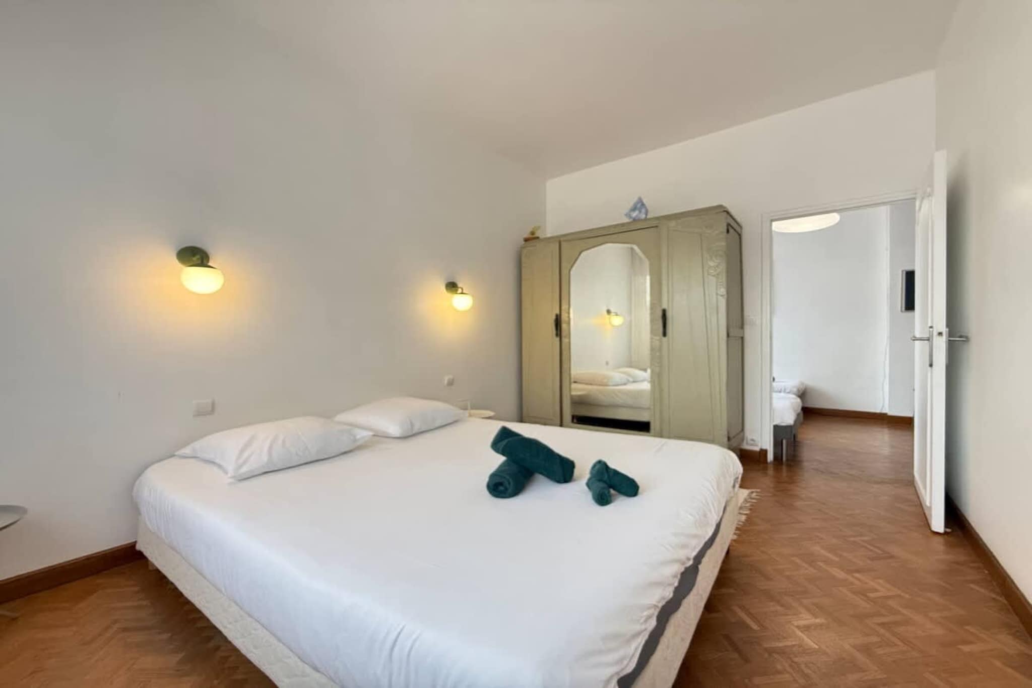 86 Bel appart 120m2-Slaapkamer