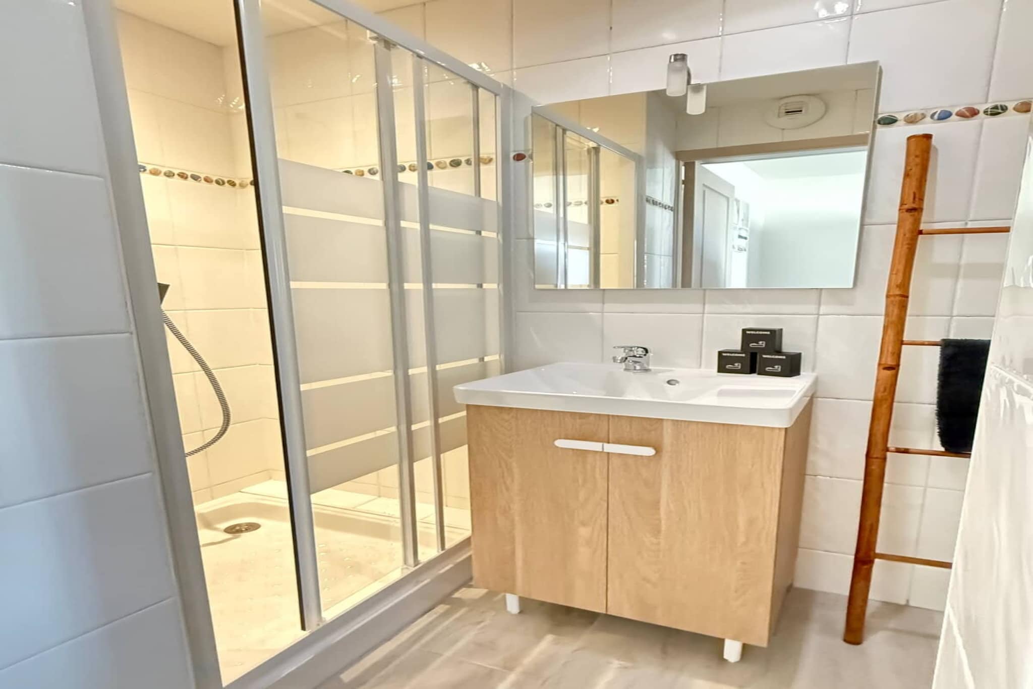55 - Appartement en-Badkamer
