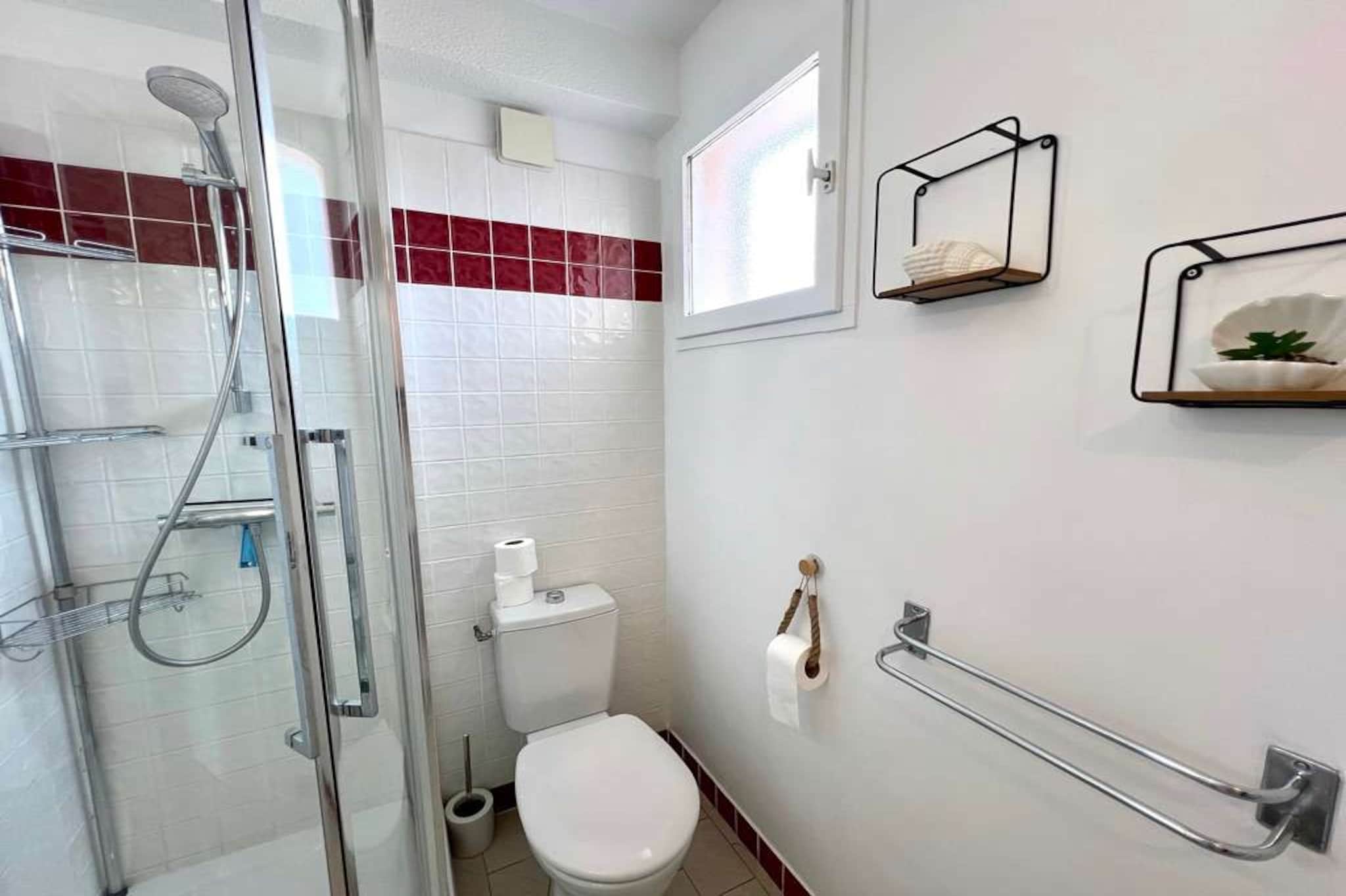 62 Entre Port & Plag-Badkamer
