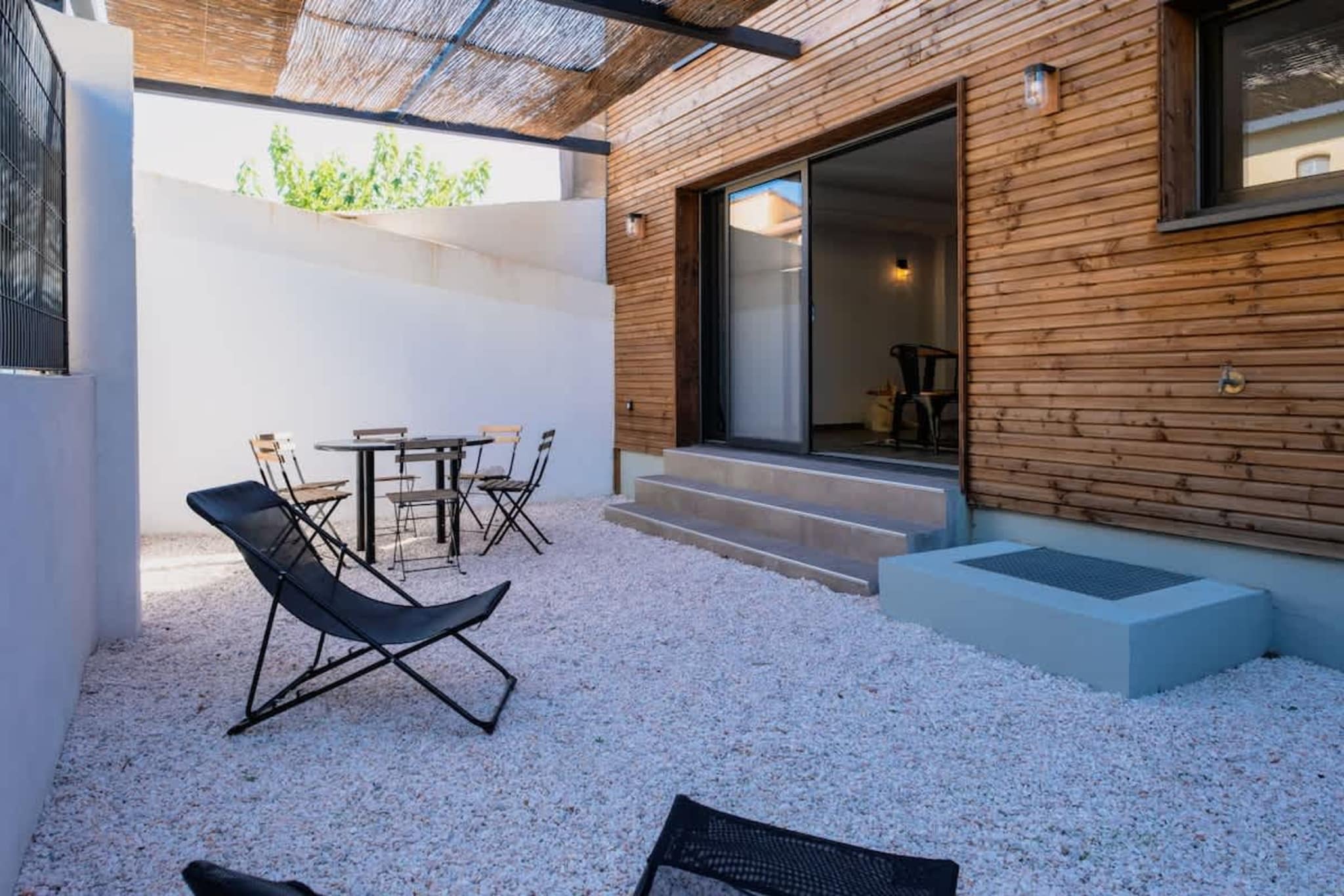 69 La Maison Bleue - Terrasbalkon