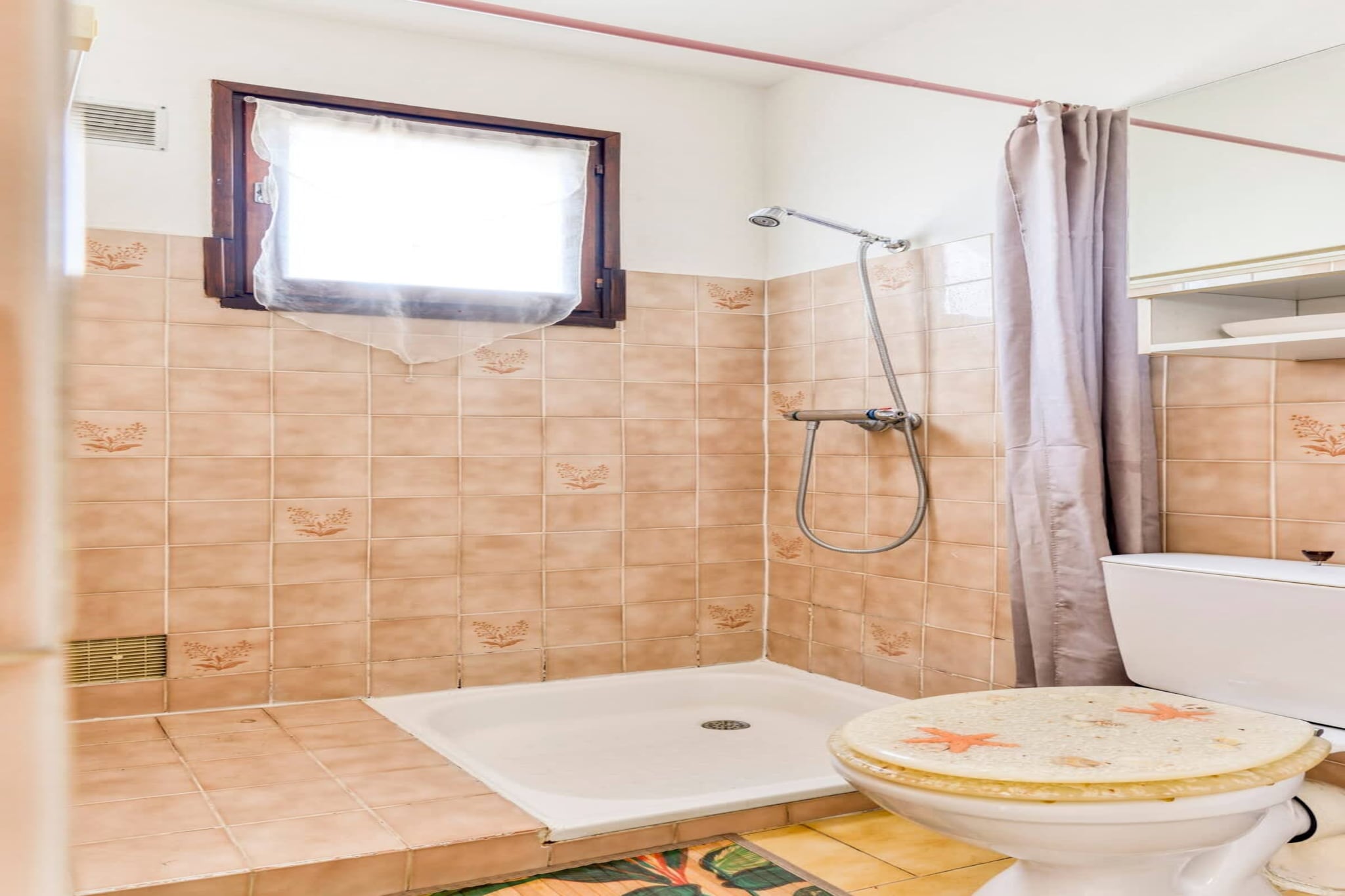 41 T2 spacieux et-Badkamer