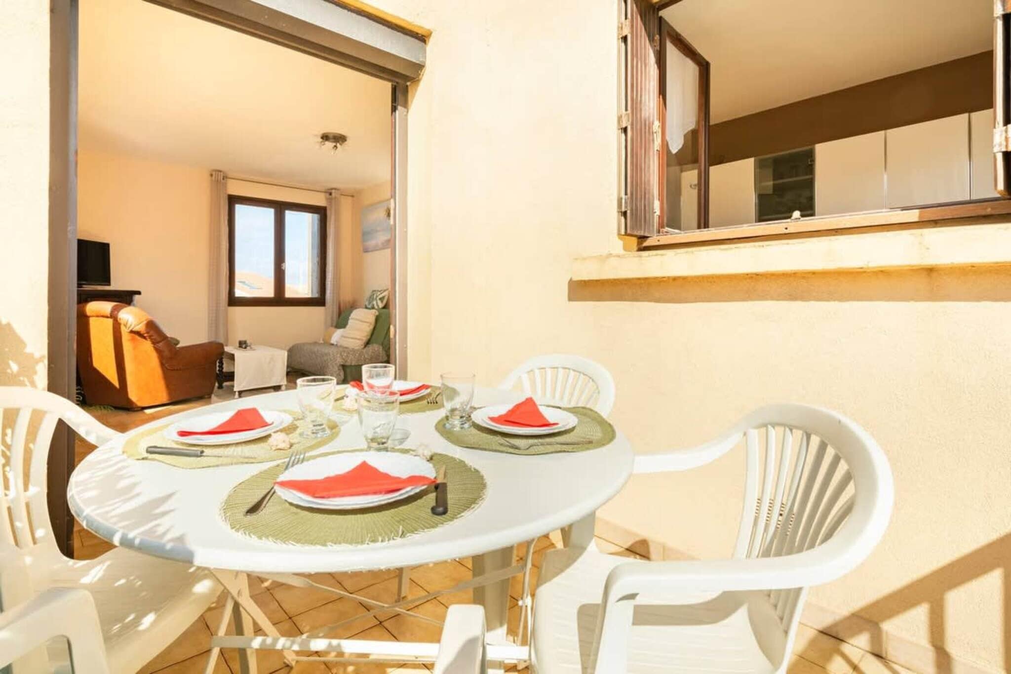 41 T2 spacieux et-Terrasse/Balkon