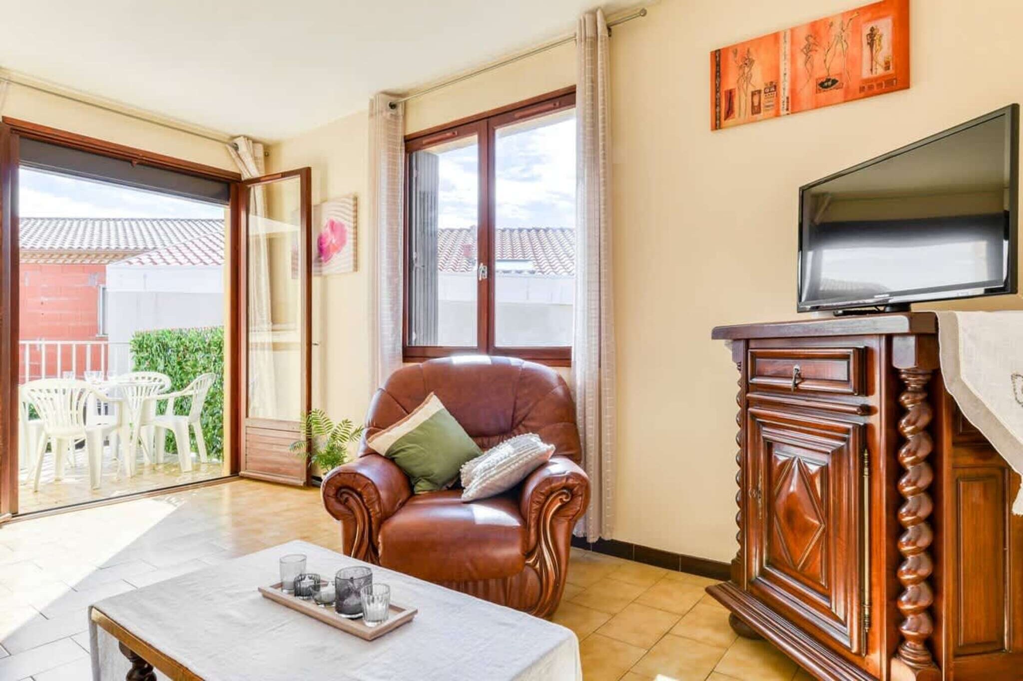 41 T2 spacieux et-Wohnzimmer