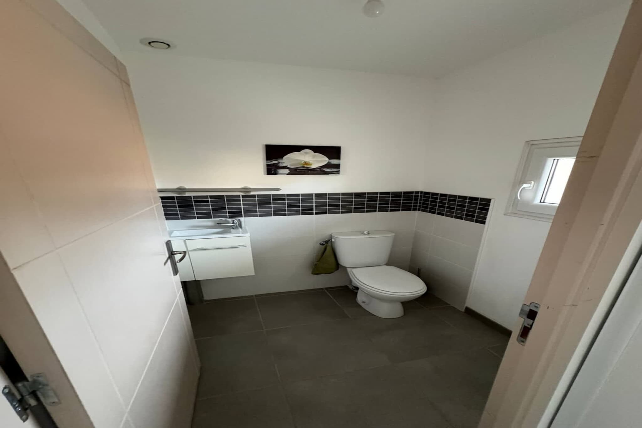42 Valras Charme &-Badkamer