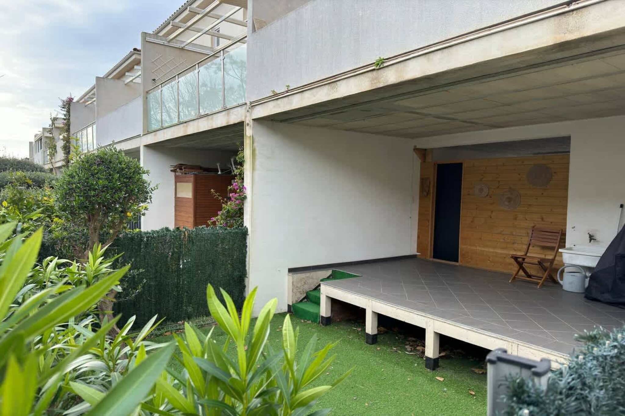 42 Valras Charme &-Tuinen zomer